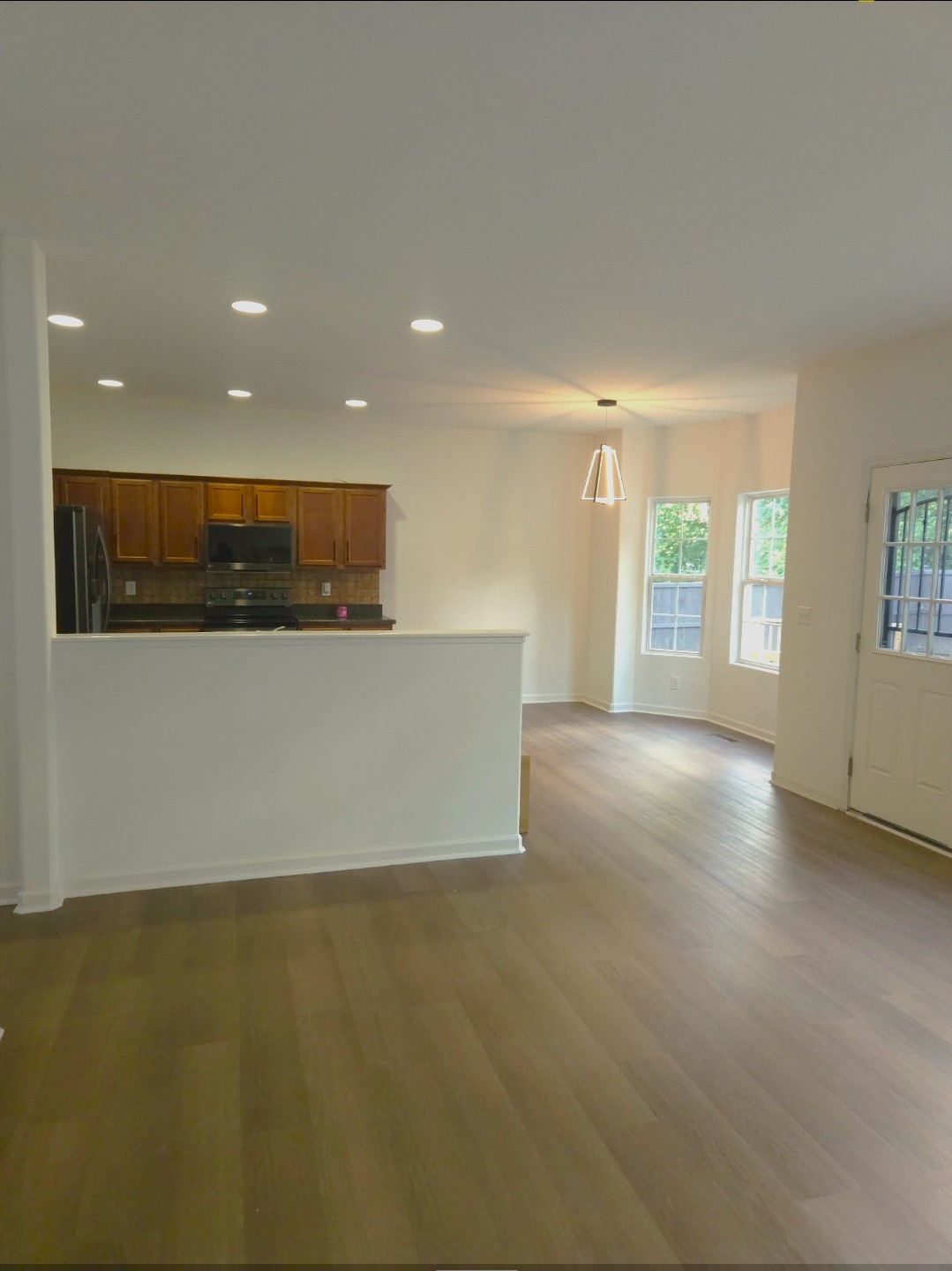 4600 Buckpasser Ave