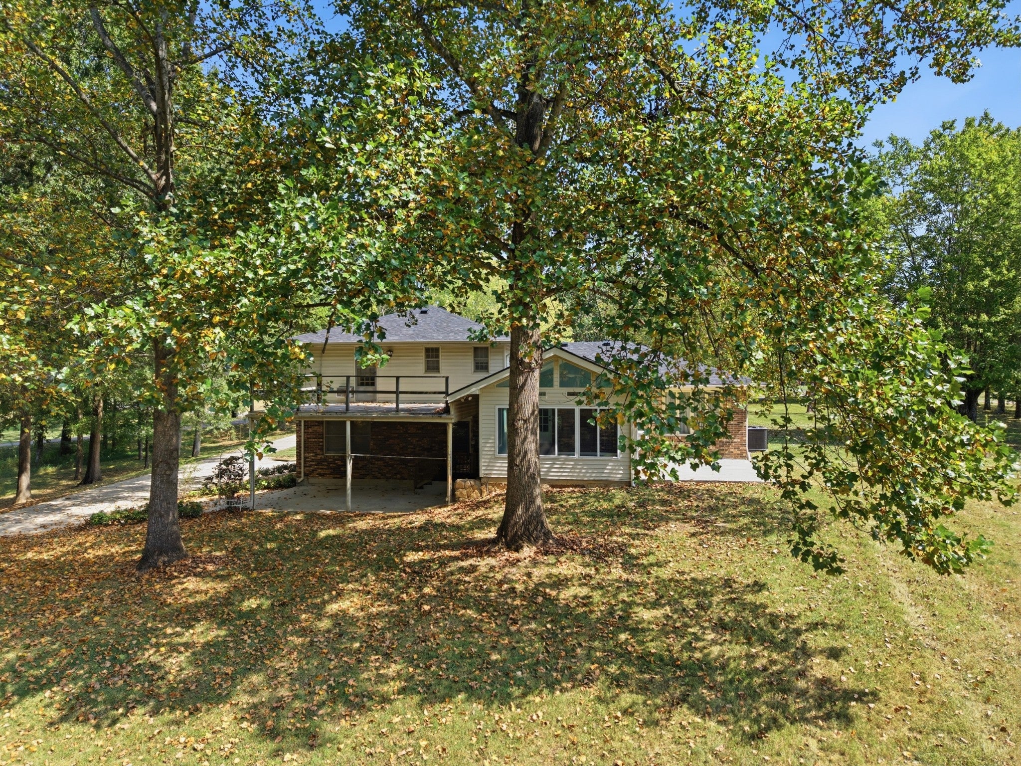 2730 Heights Circle Rd