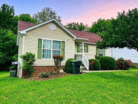 119 Sleepy Hollow Dr Springfield TN 37172