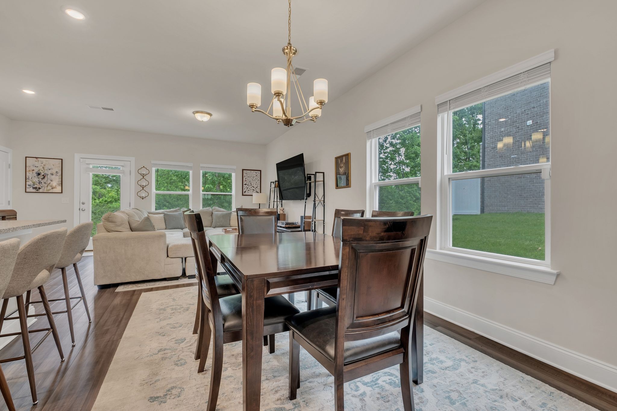 1736 Tahoma Dr