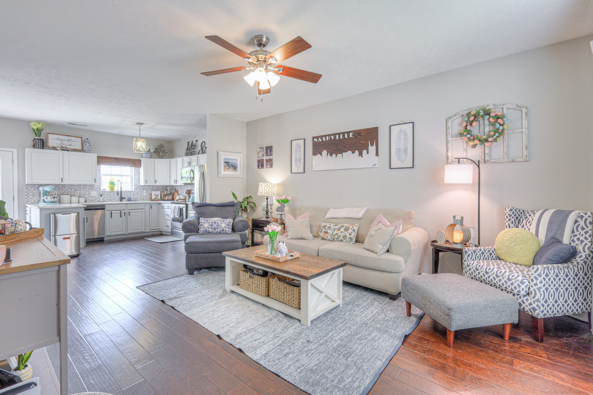 147 Canton Ct NW