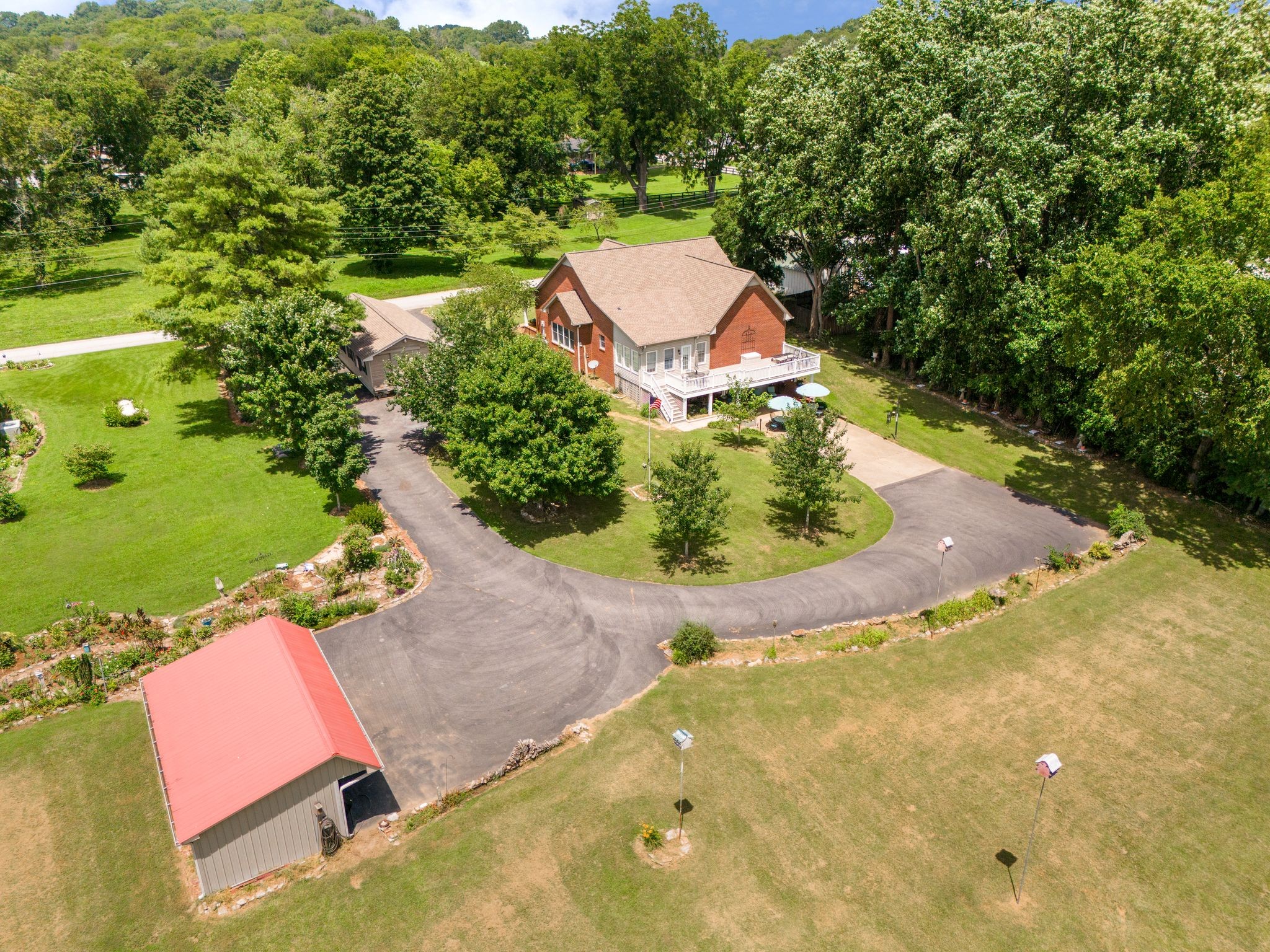 1711 Old Thompson Station Rd