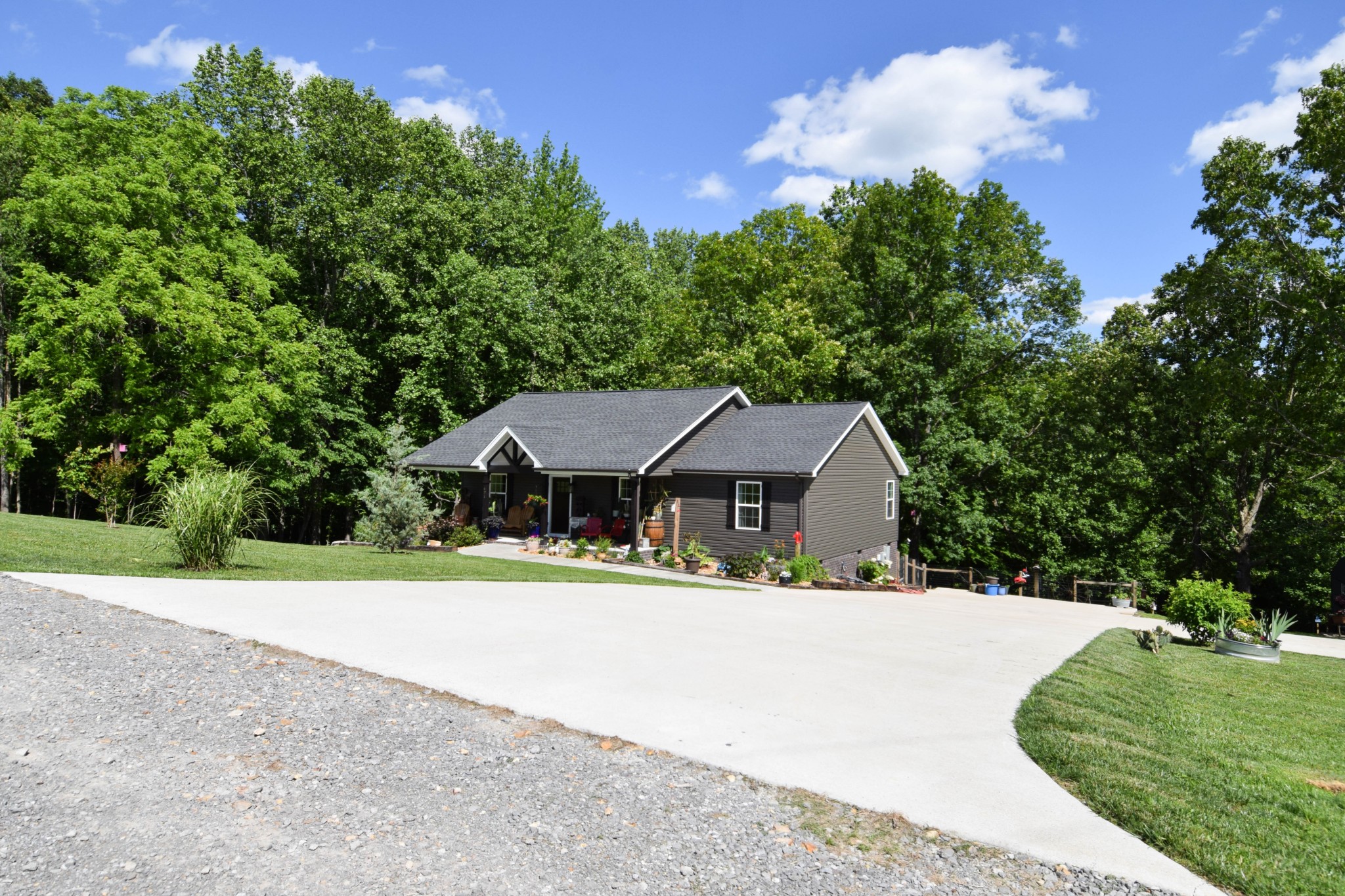421 Marlin Ln