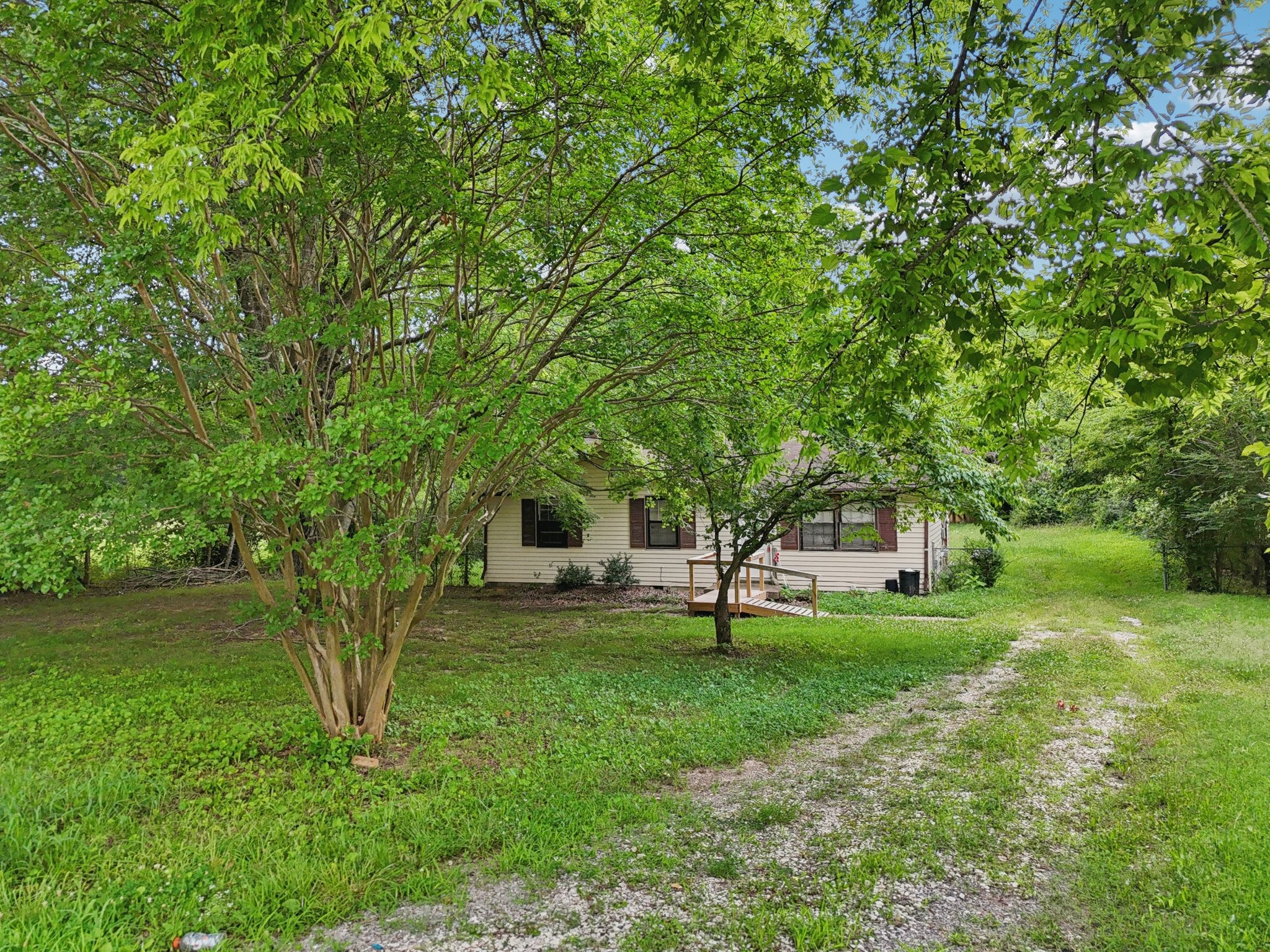2616 Union Hall Rd