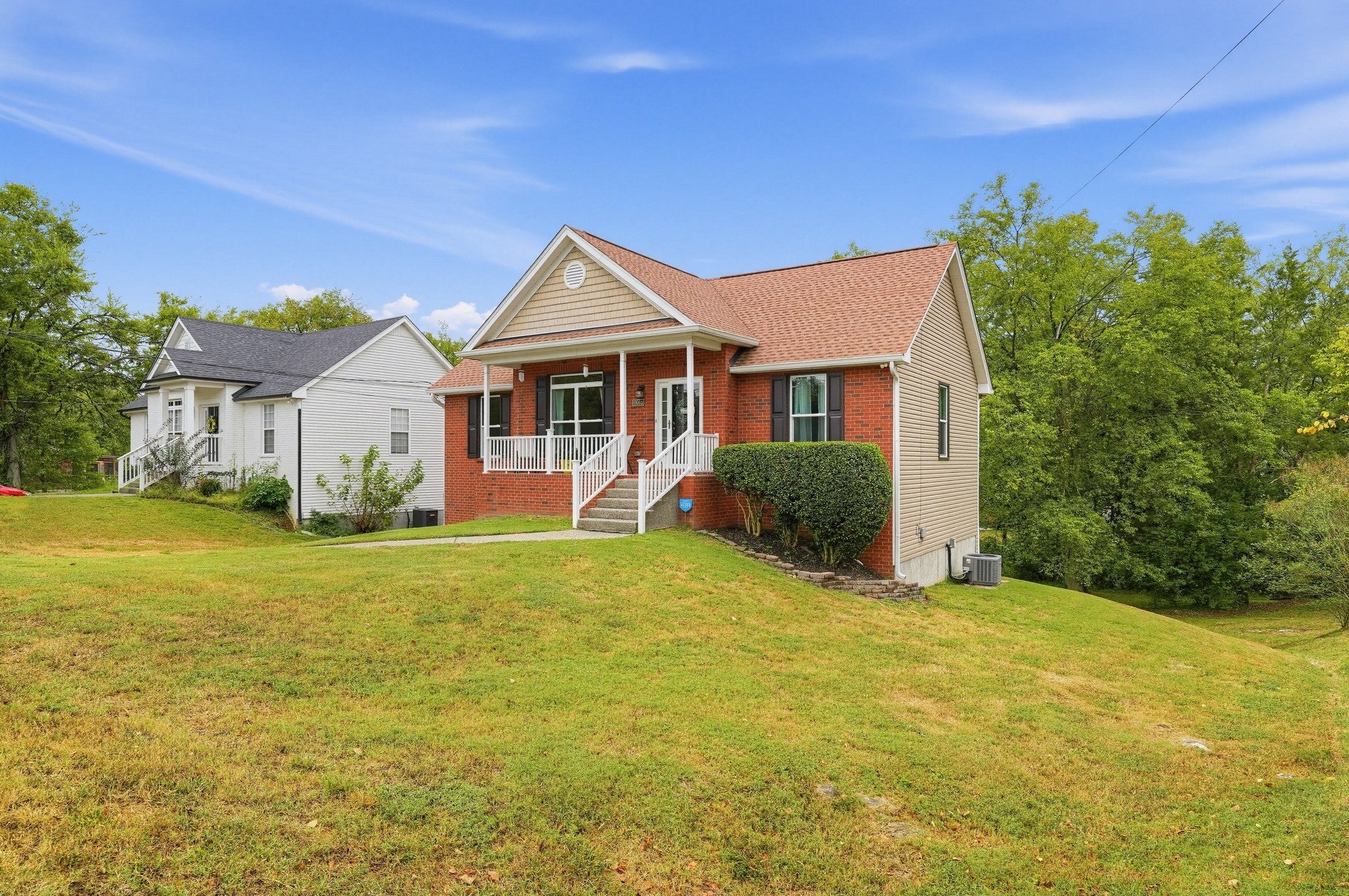 2601 Woodberry Dr