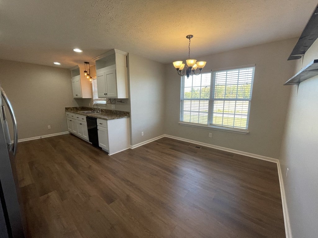 220 Shaub Rd