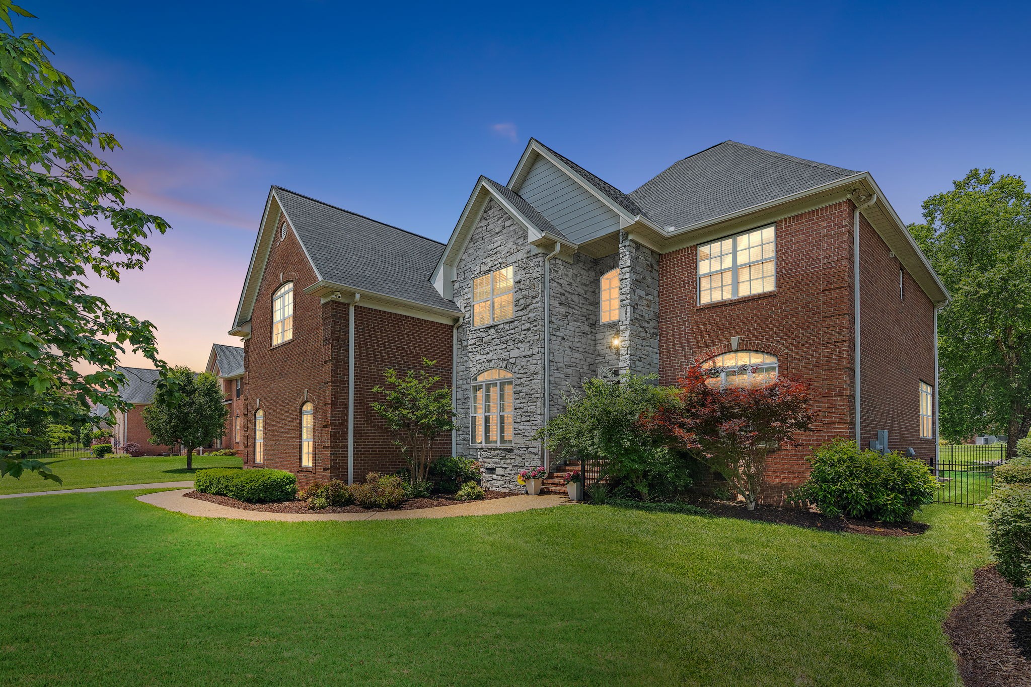 333 Shadow Creek Dr