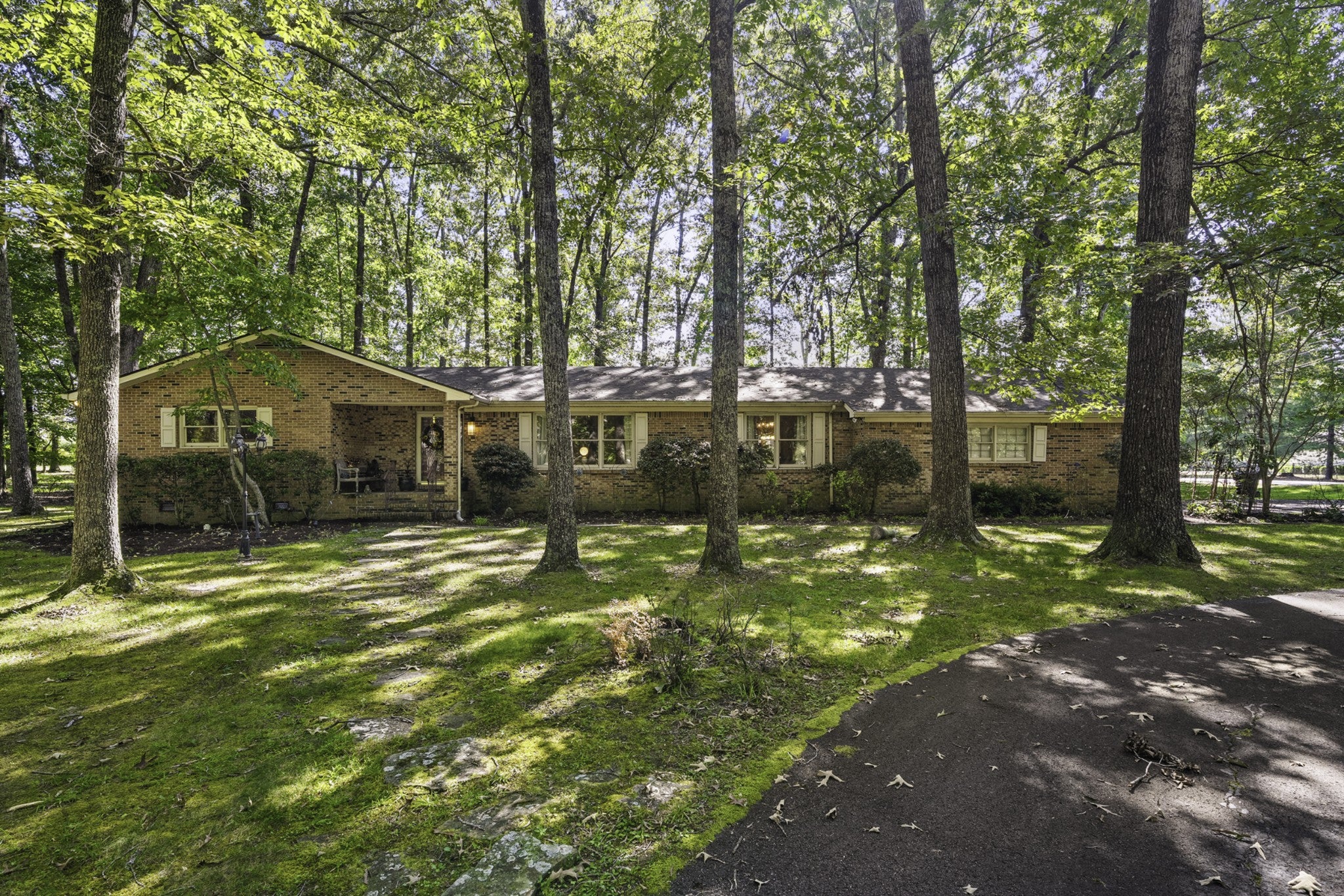 213 Regwood Dr