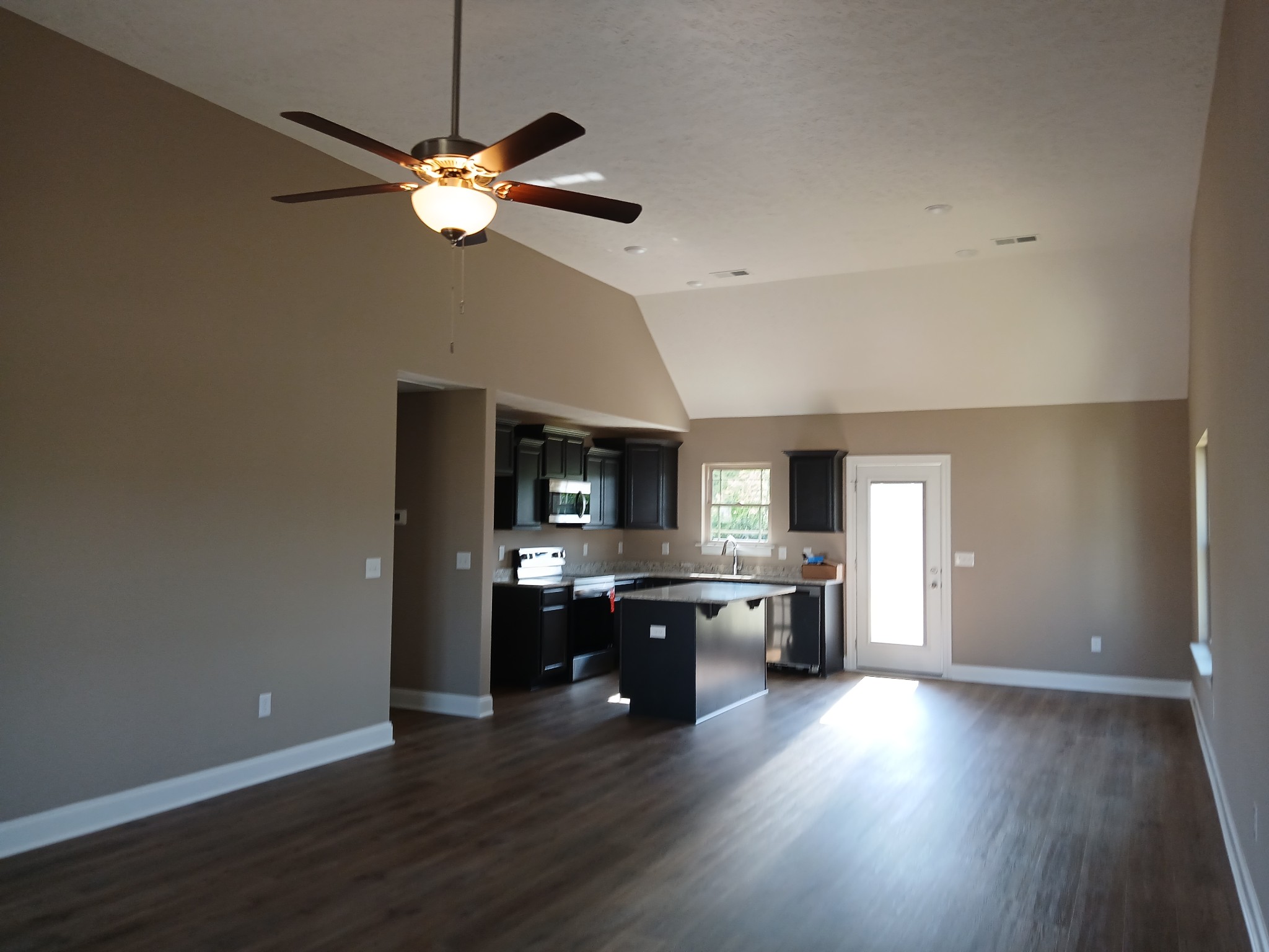 2121 Red Barn Road
