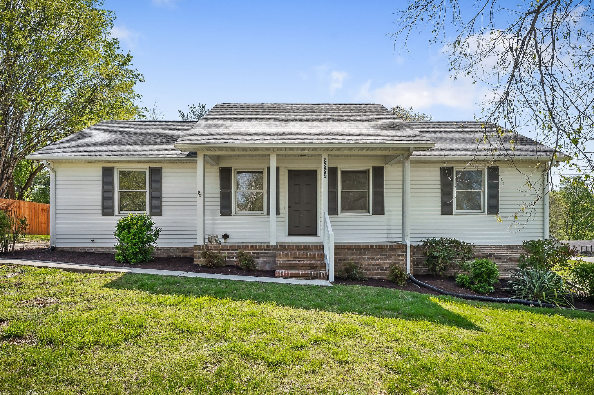 3223 Bayshore Dr