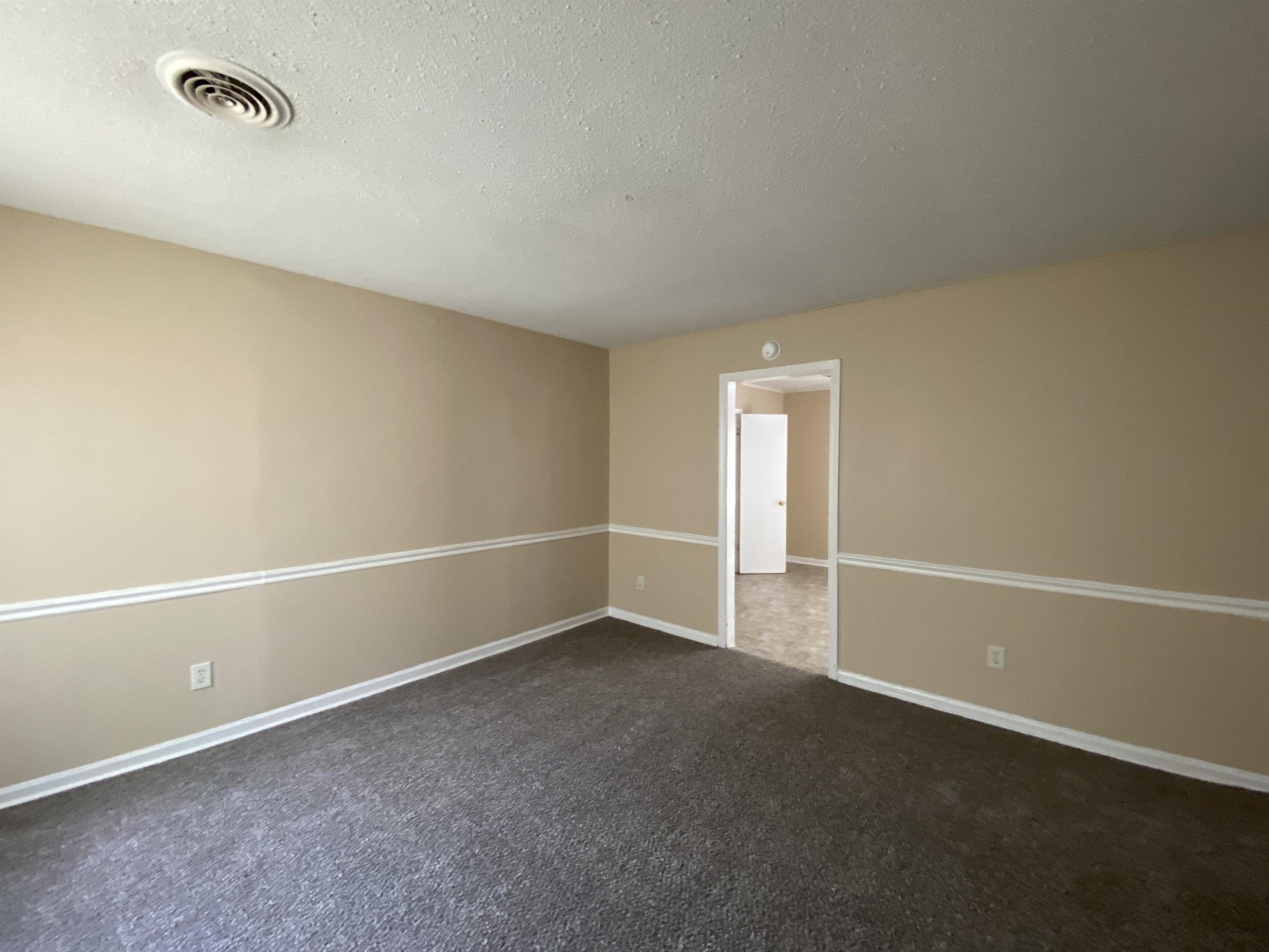 735 NORTHAVEN DR