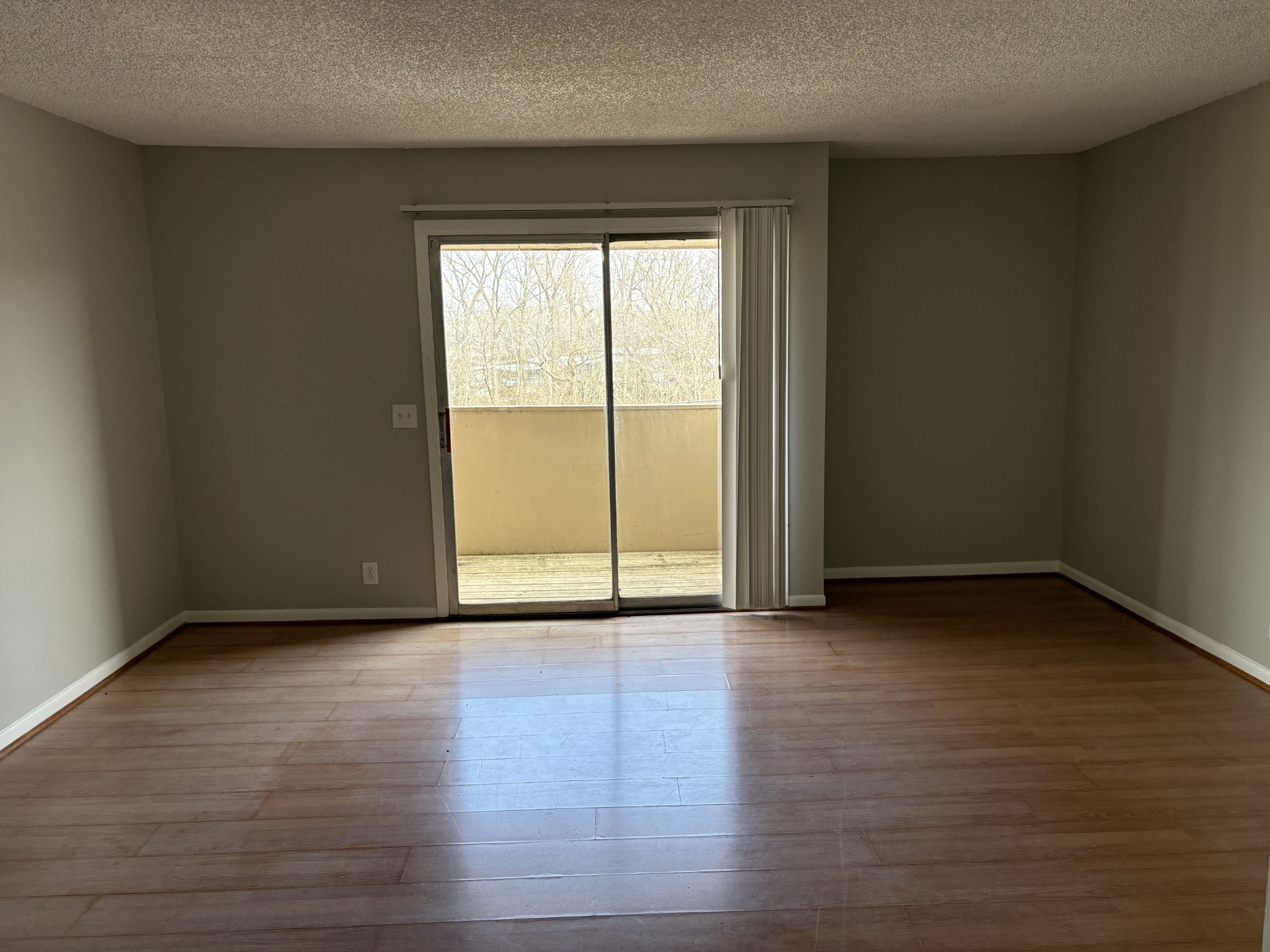 515 Basswood Ave D45