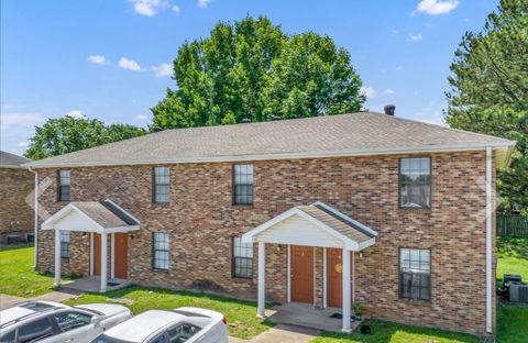 365 Peabody Dr Clarksville TN 37042