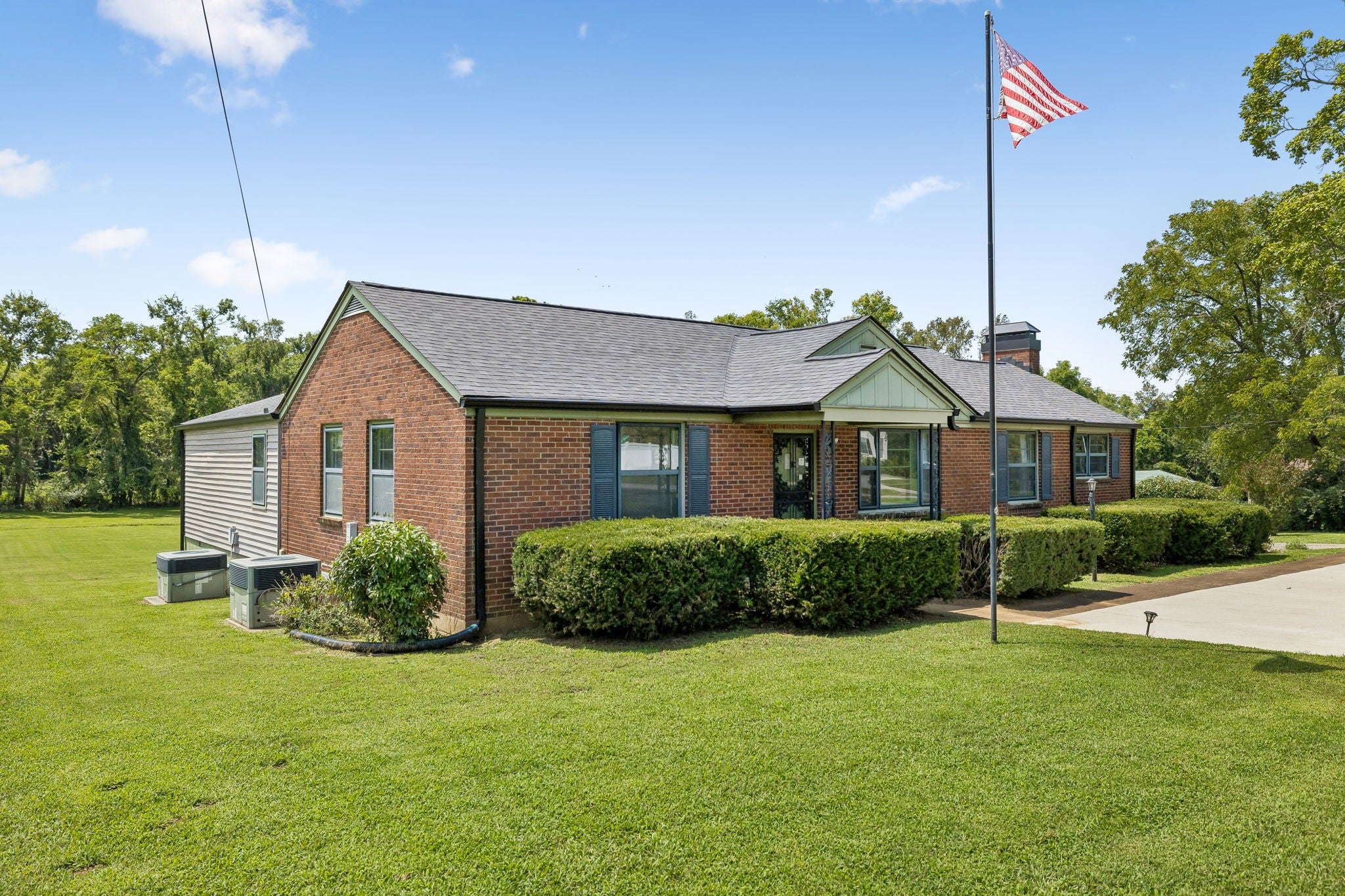 2707 Lincoya Dr