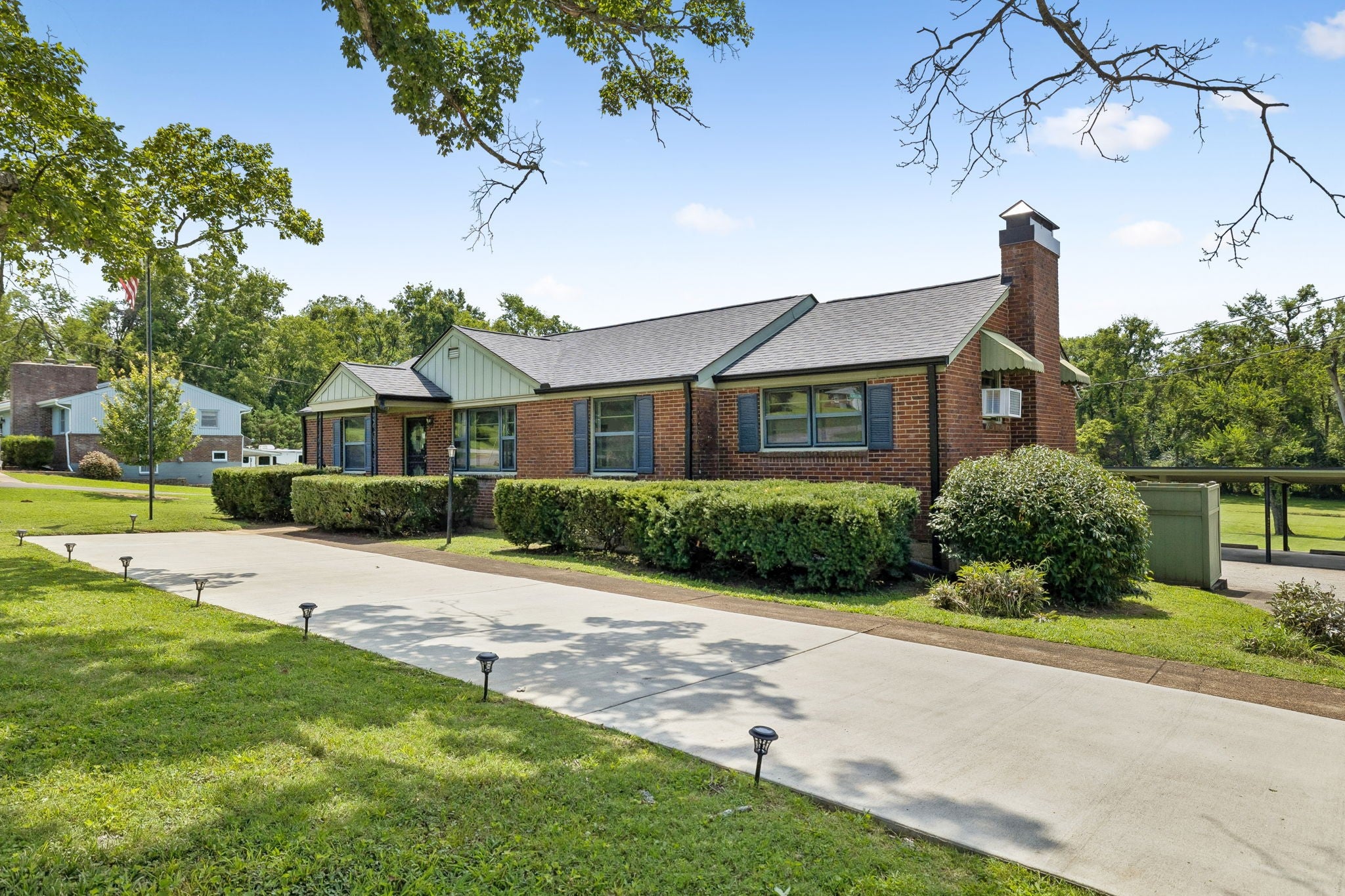 2707 Lincoya Dr