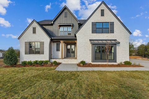 109 Earline Dr Hendersonville TN 37075