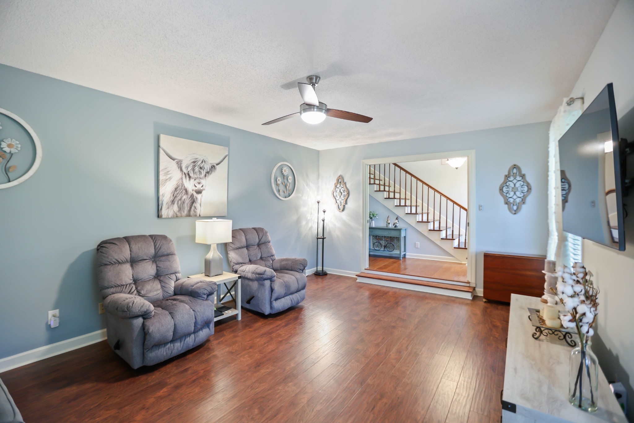 1700 Hickory Trace Dr