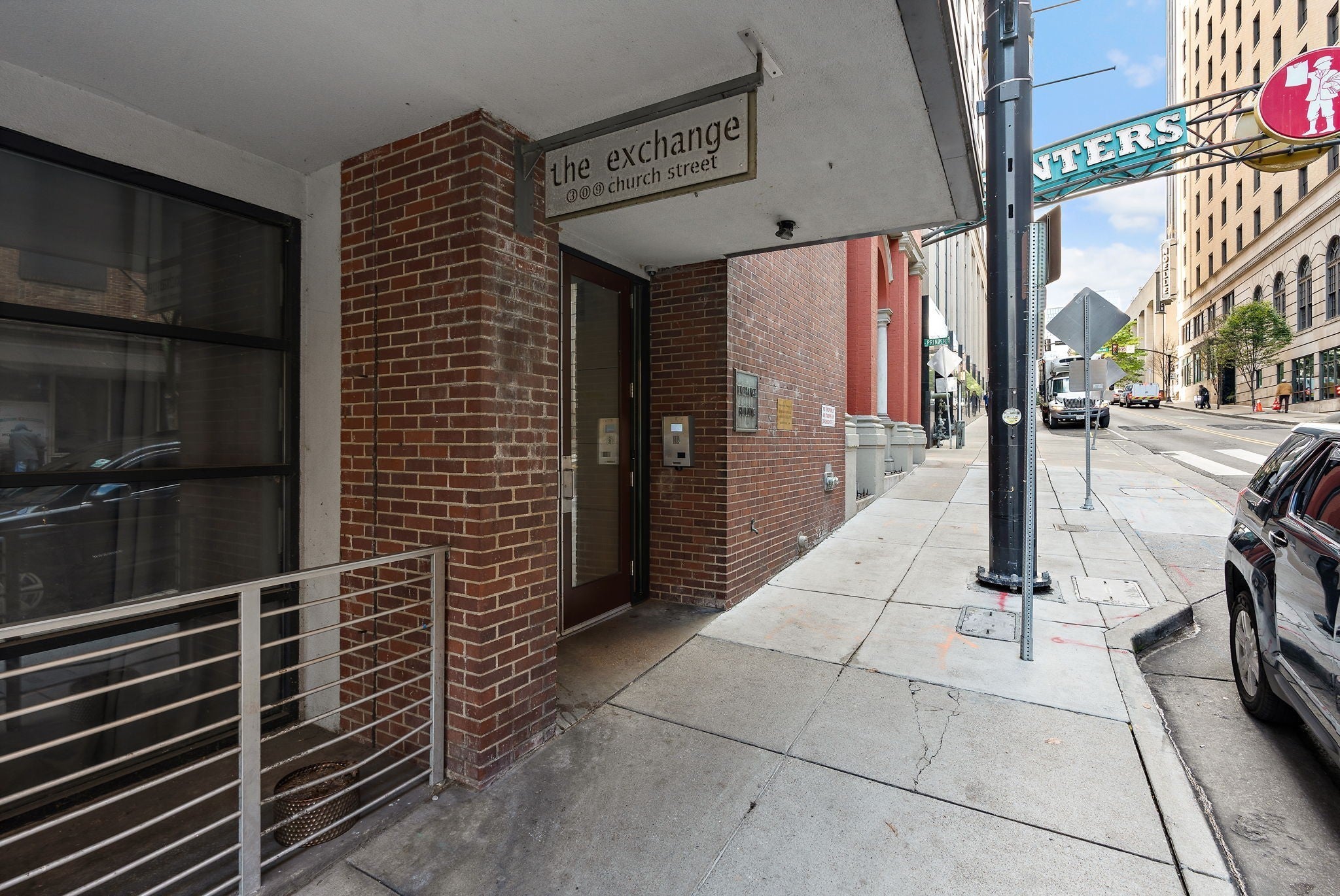 2-bed Airbnb at 309 Church St 610, Nashville, sold December 19, 2025