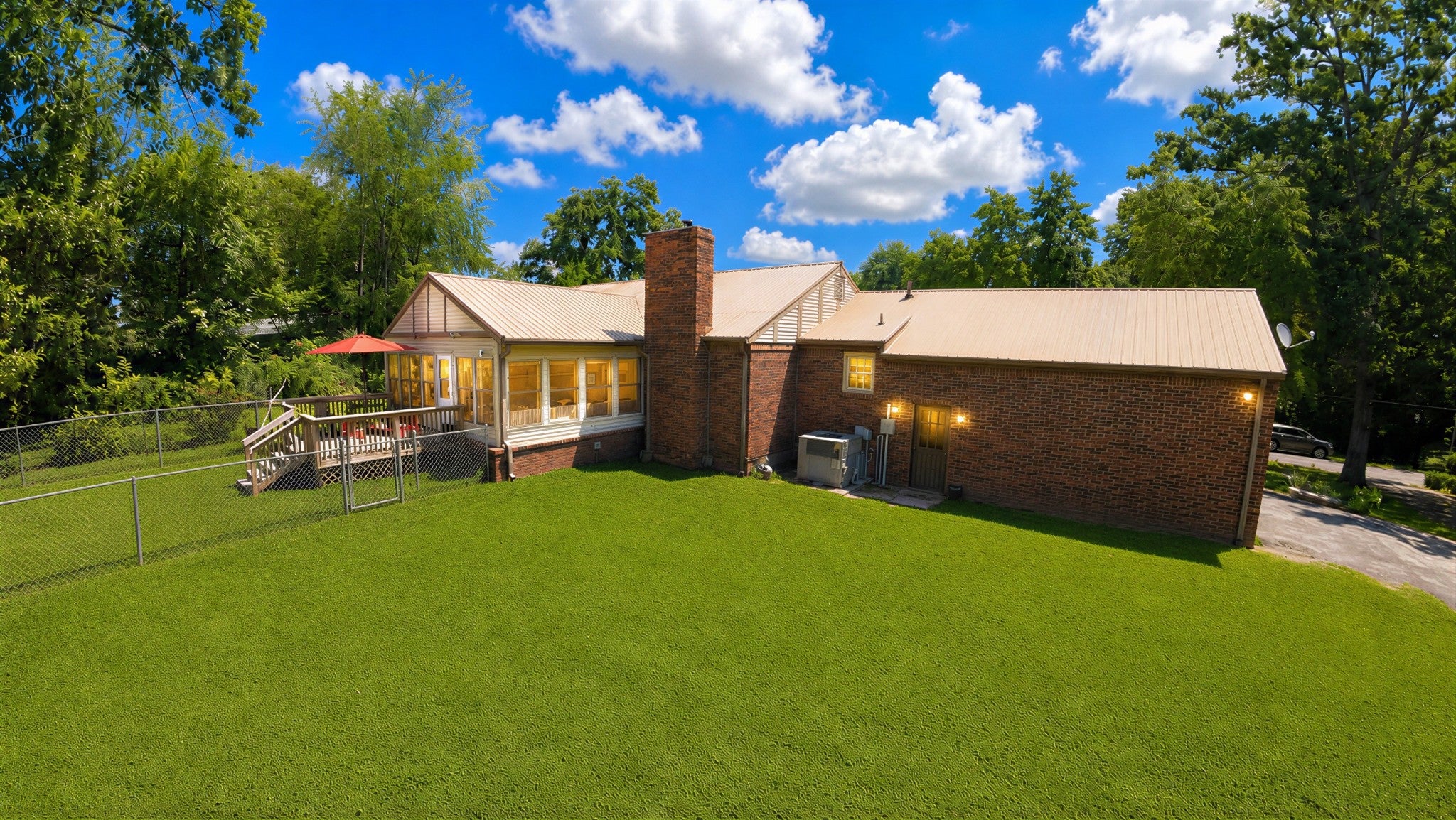 99 Dogwood Dr
