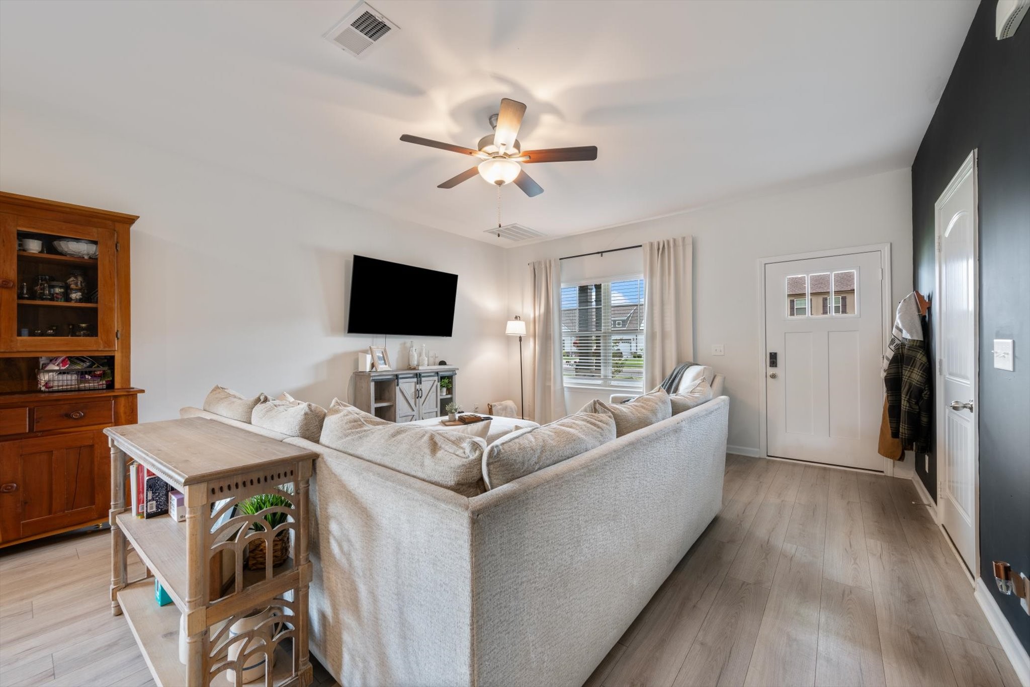 3612 Stormy Ln