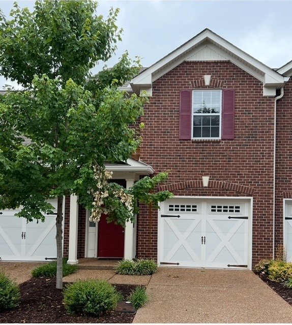 1815 Brentwood Pointe