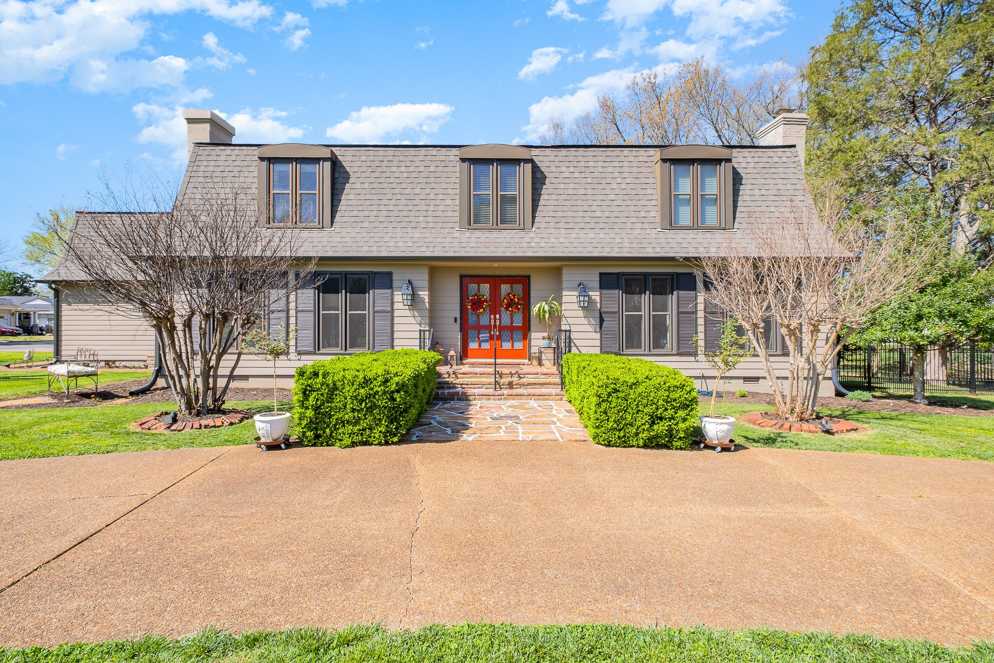 1303 Halifax Ct
