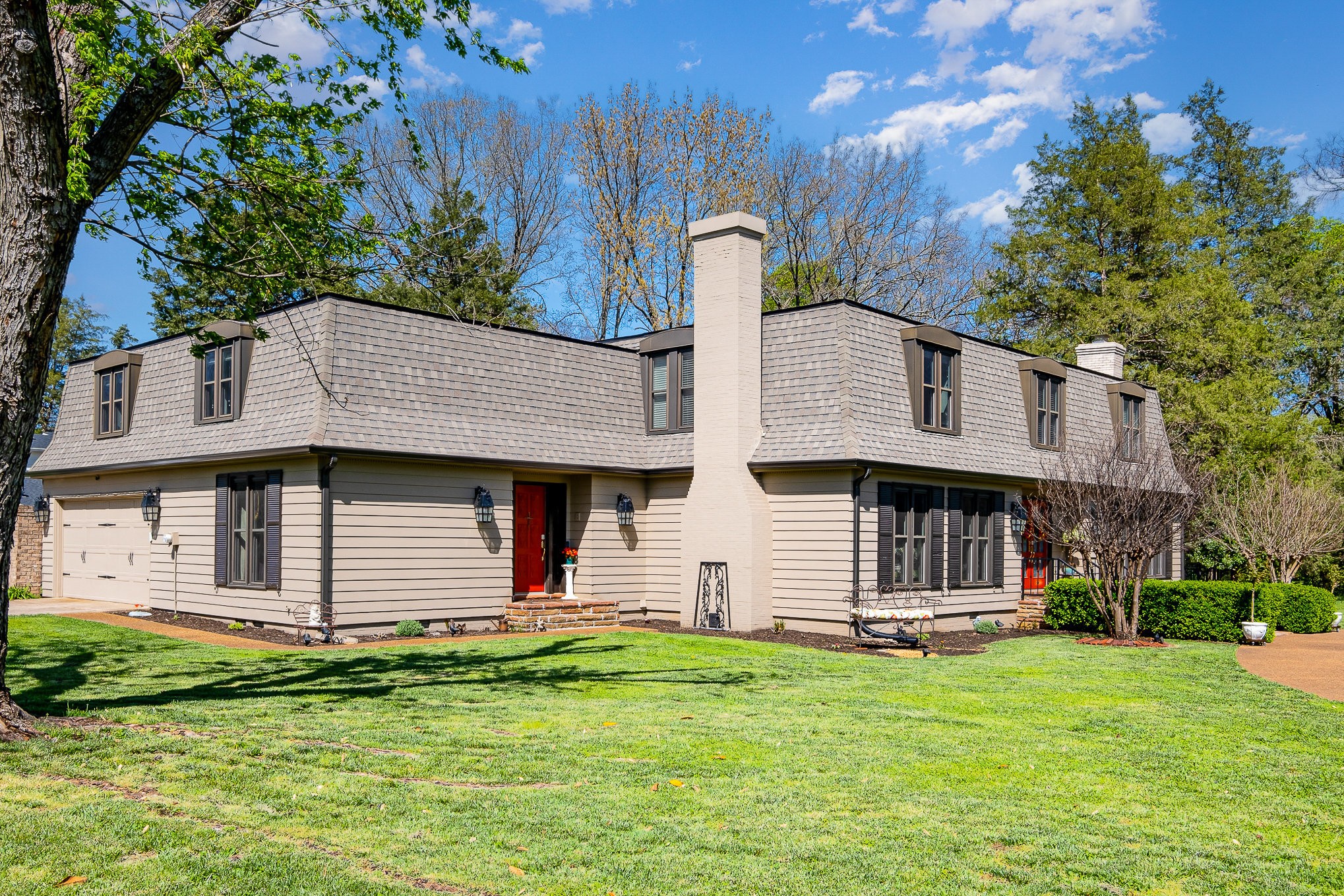 1303 Halifax Ct