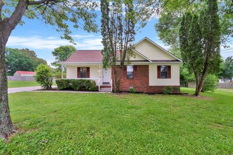 6109 Ebenezer Rd Greenbrier TN 37073