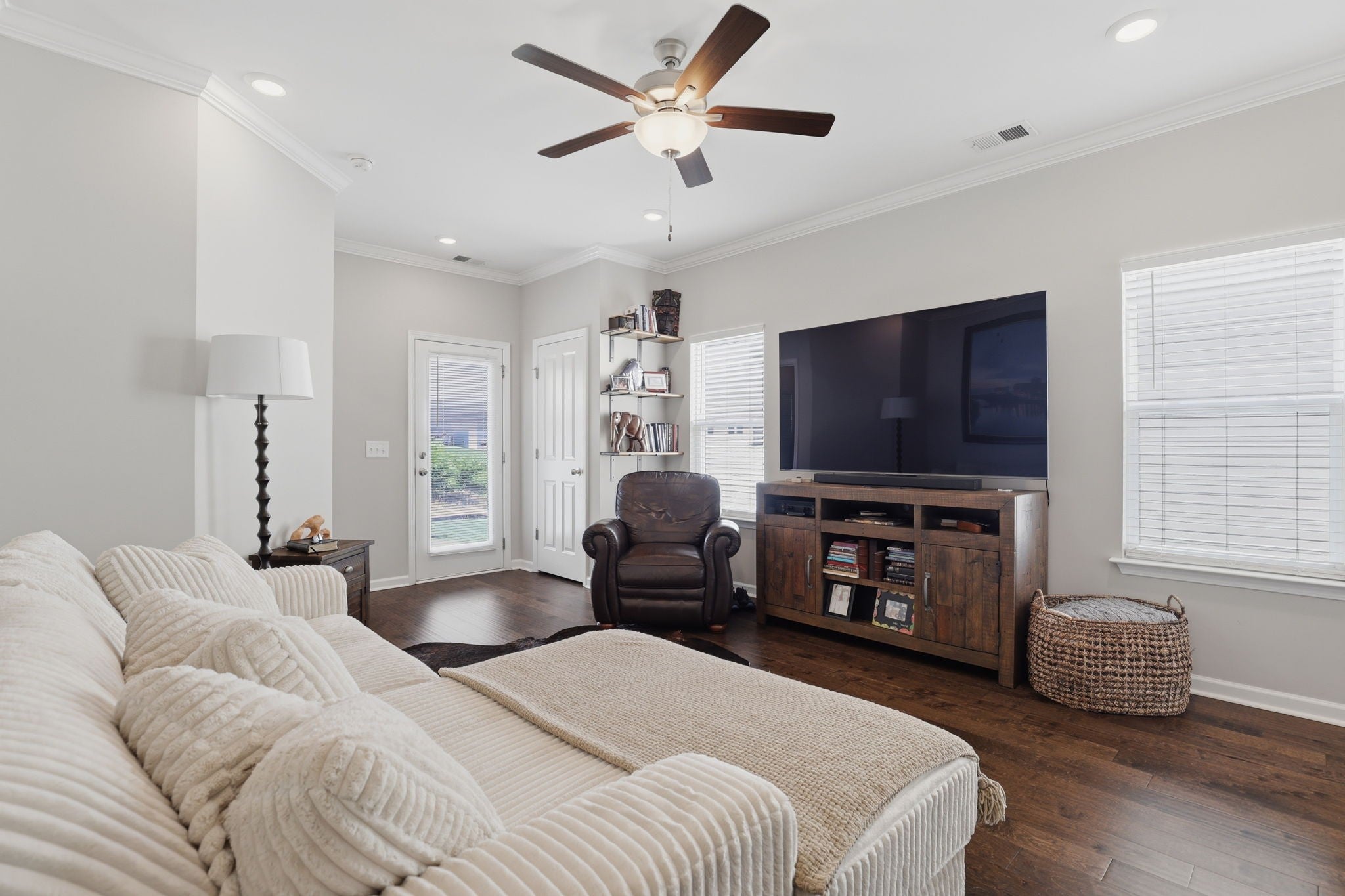 6617 Hanworth Trce