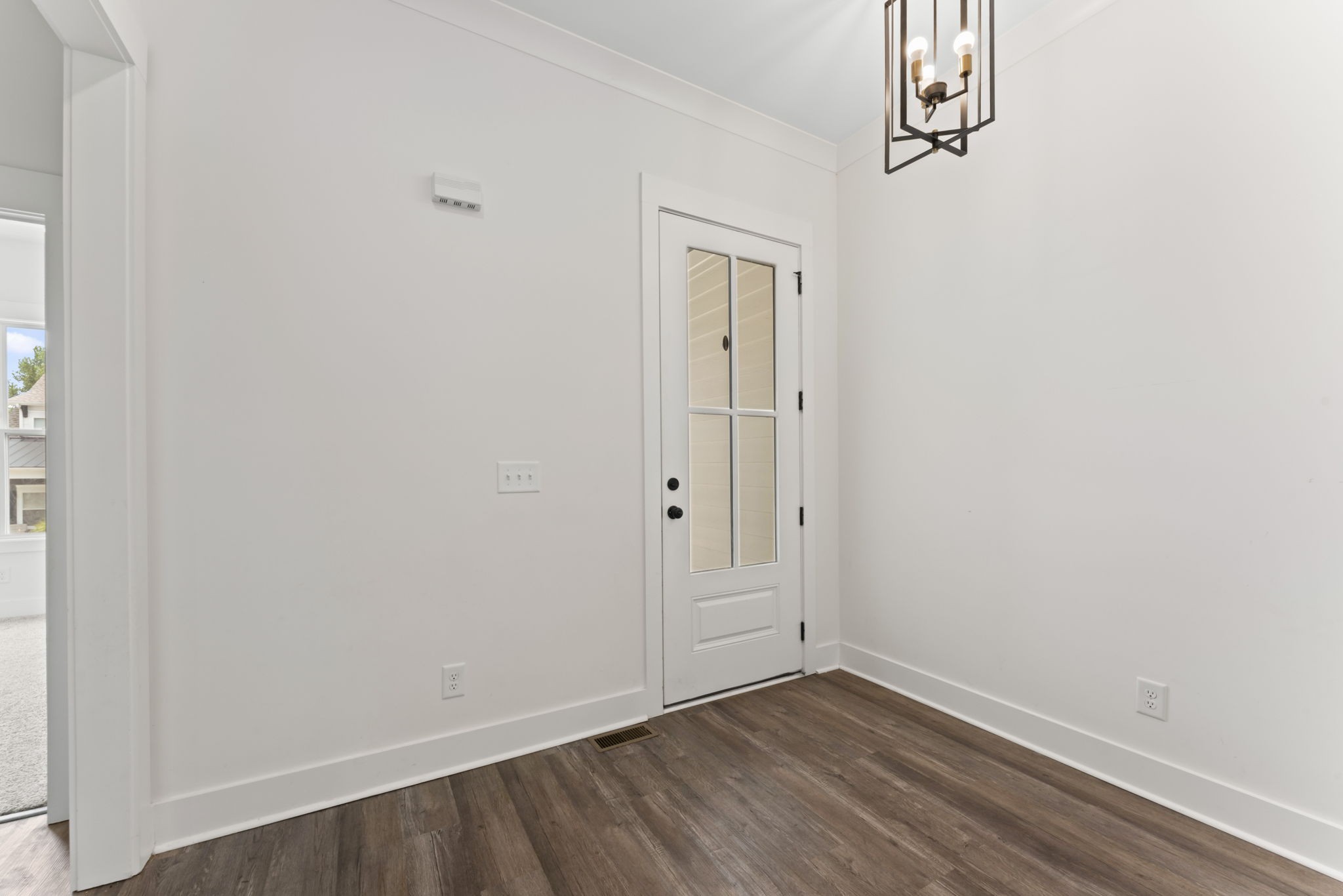 268 Daniel St