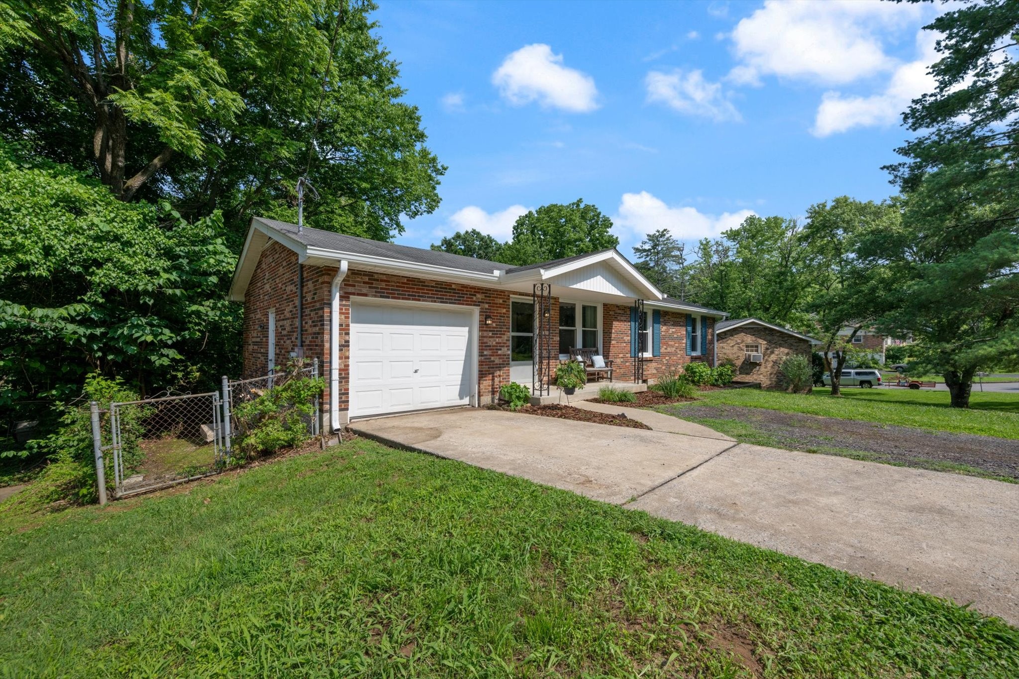 228 Old Tusculum Rd