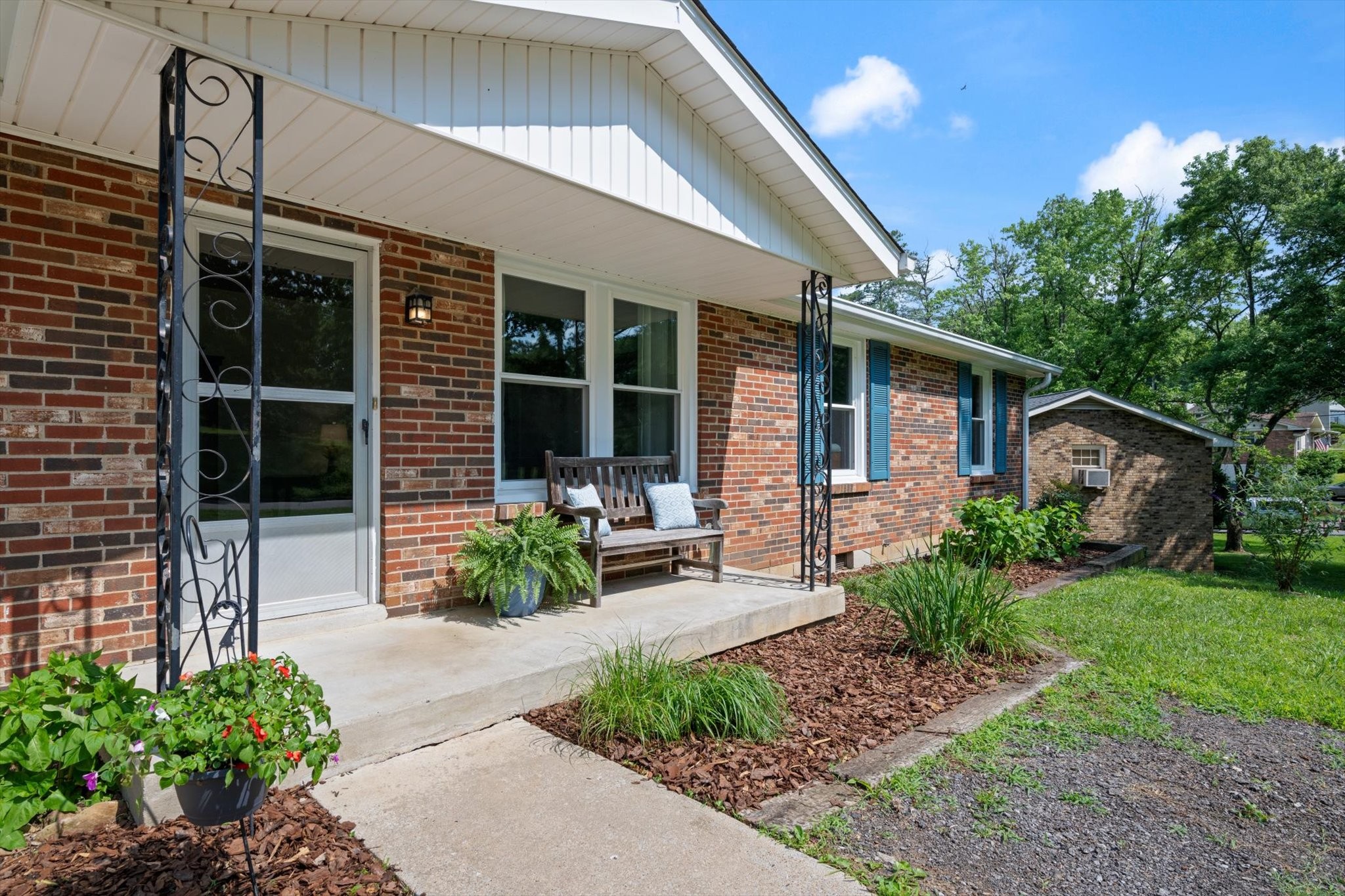 228 Old Tusculum Rd