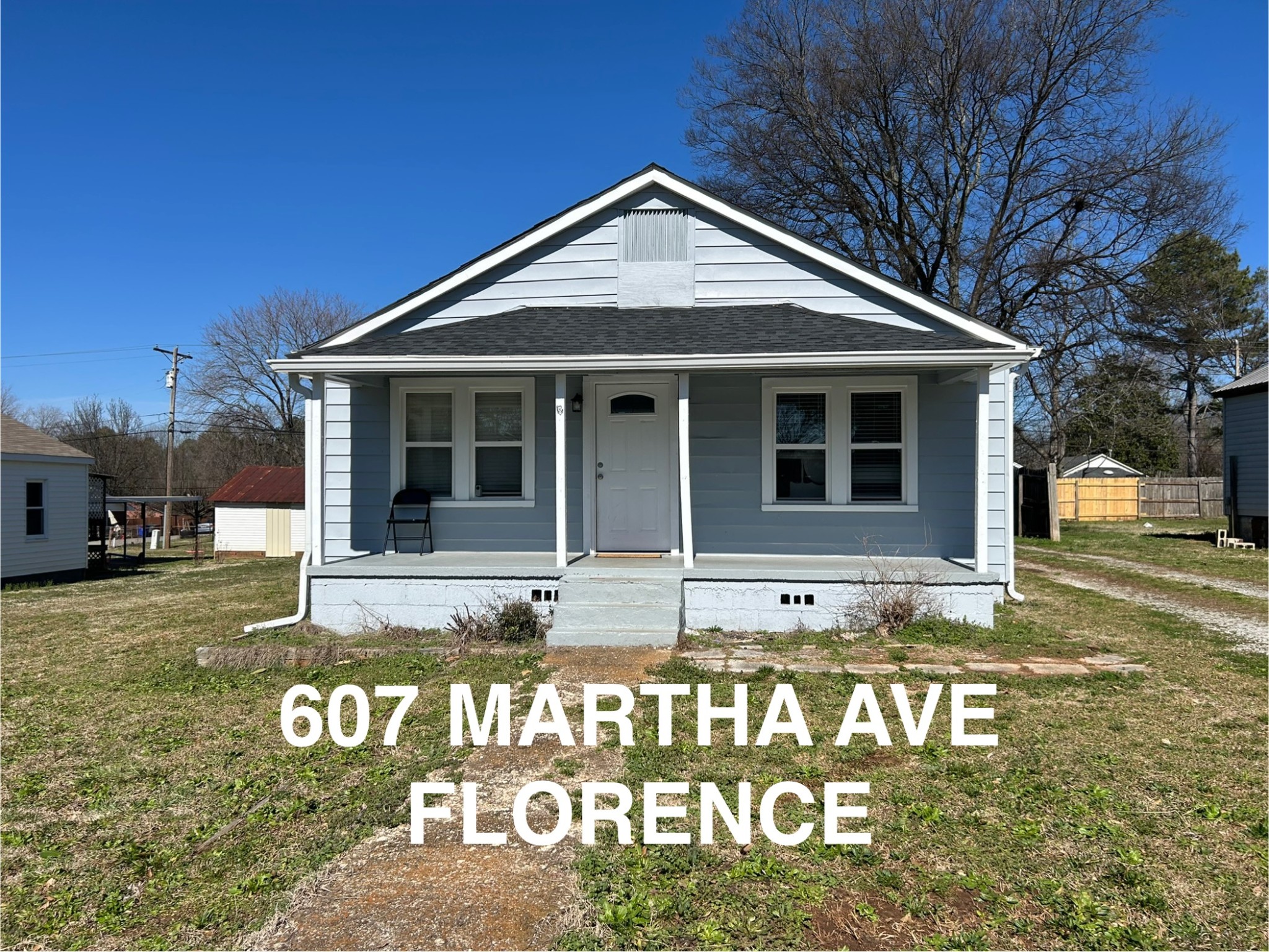 525 Lelia St E