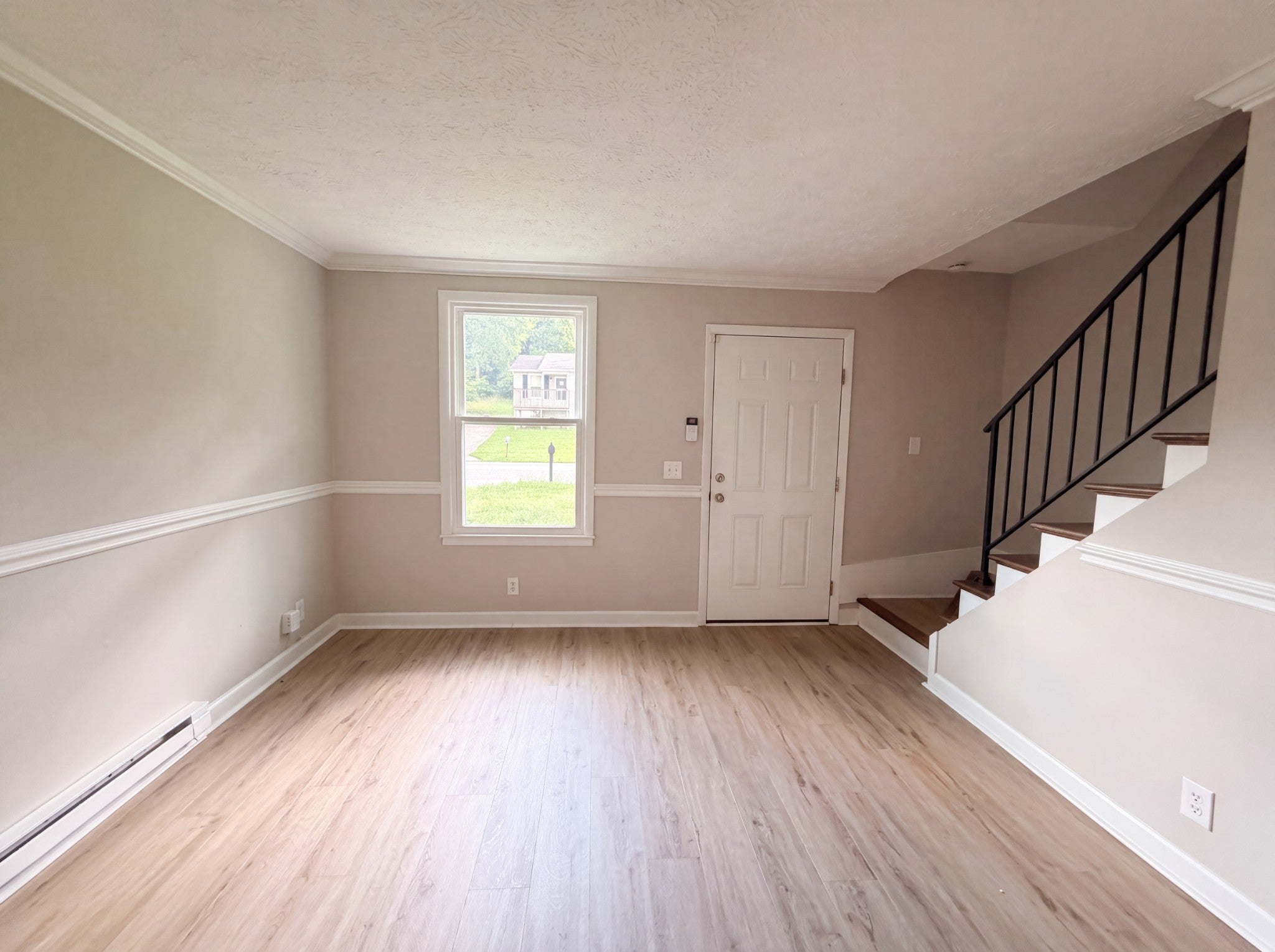 5505 Eulala Dr