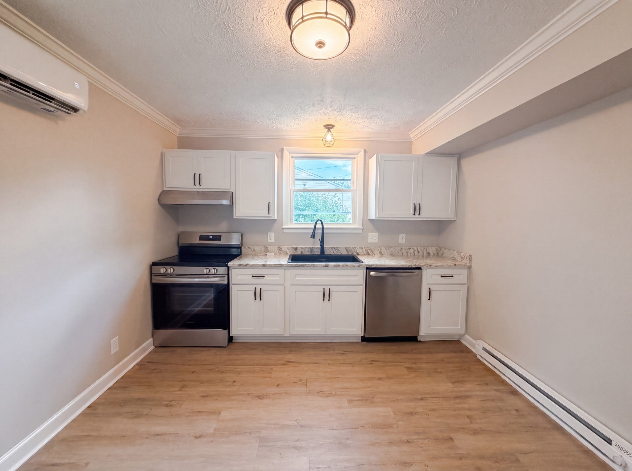 5505 Eulala Dr