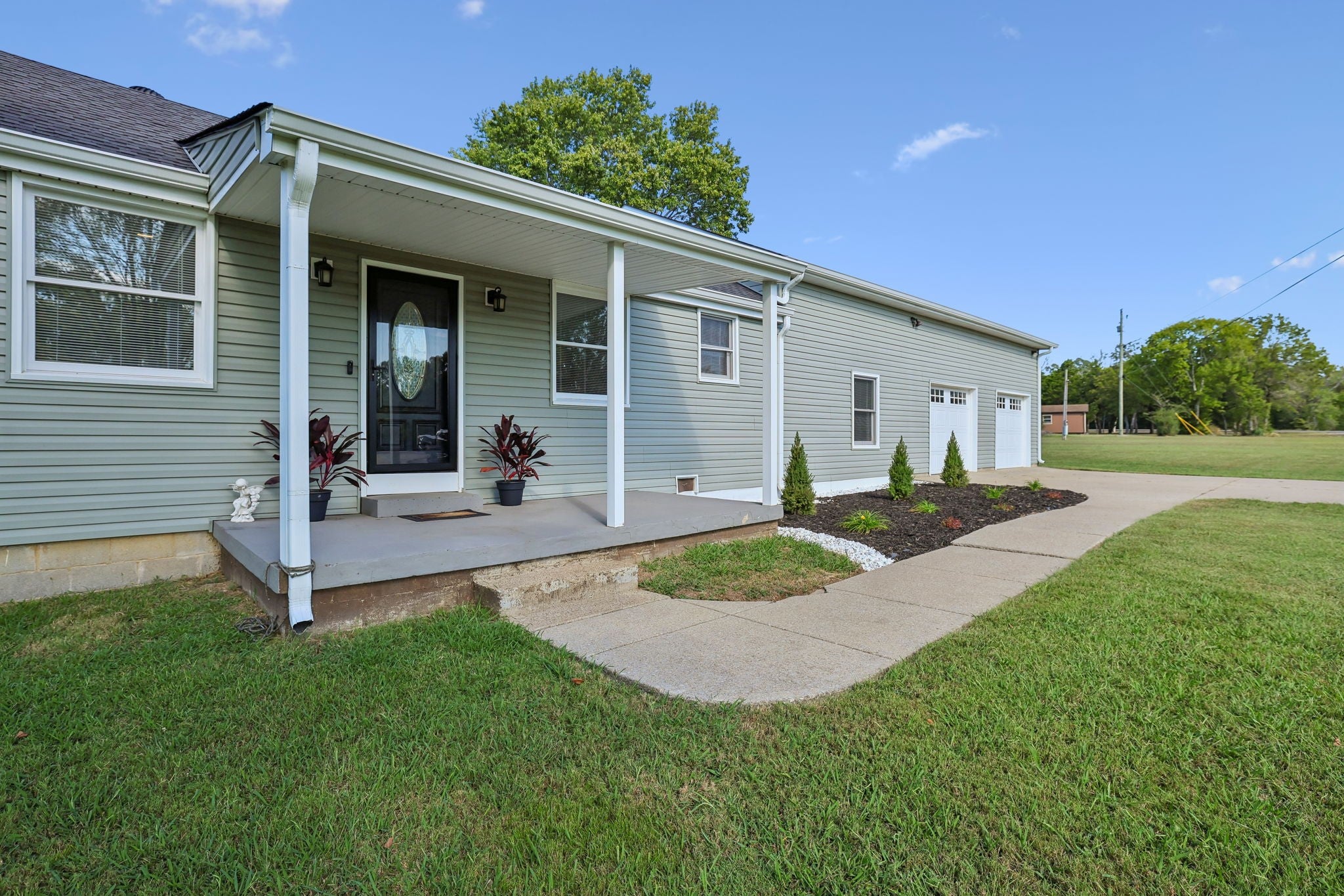 5848 Morgan Rd