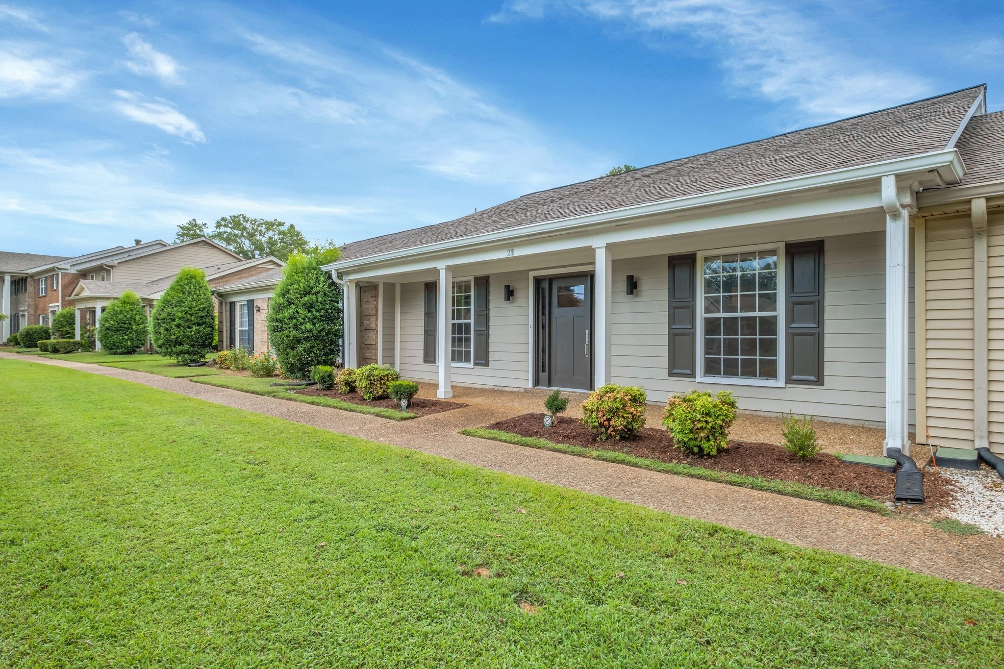 218 Plantation Ct