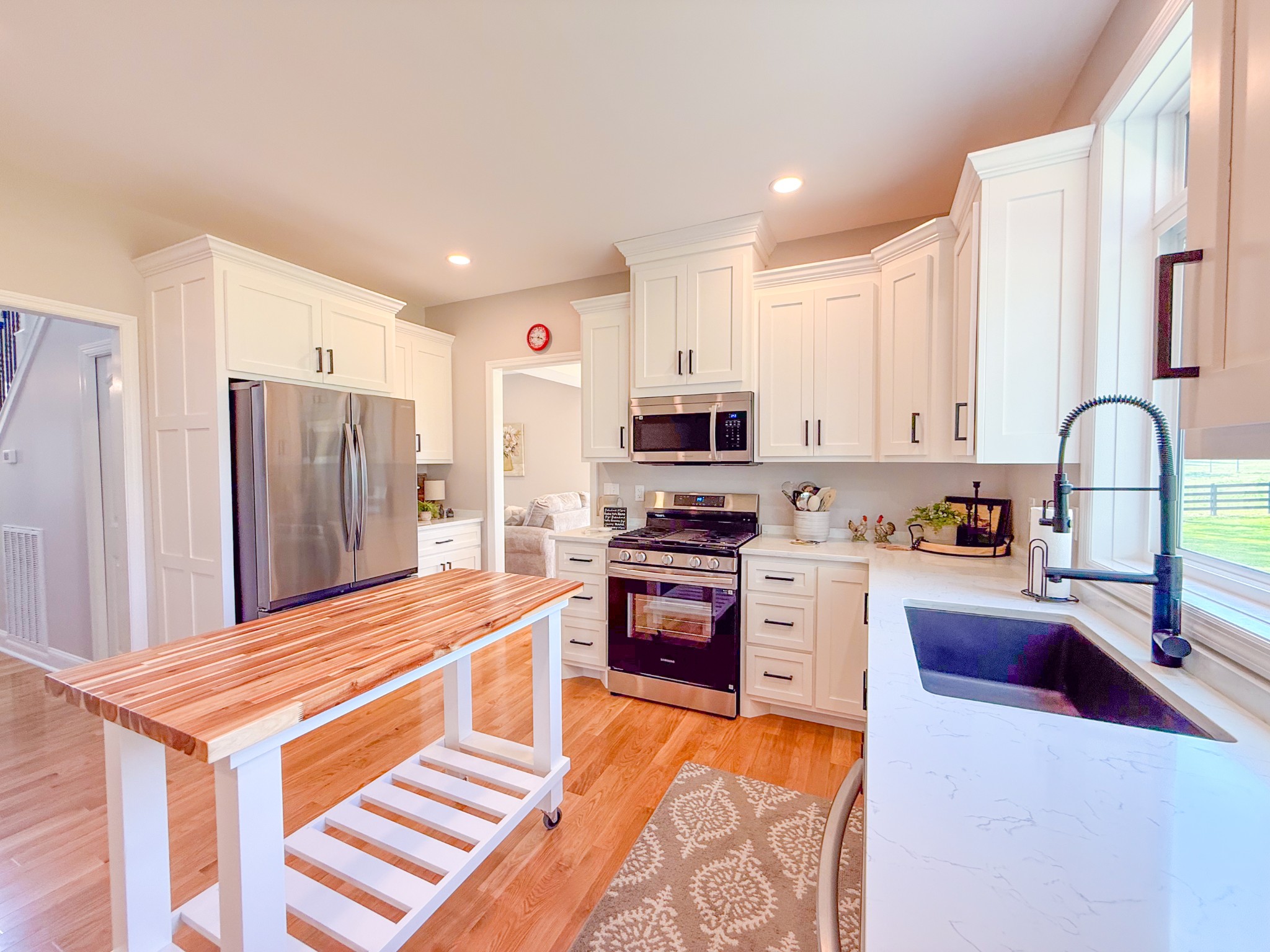 208 John Brownlow Rd