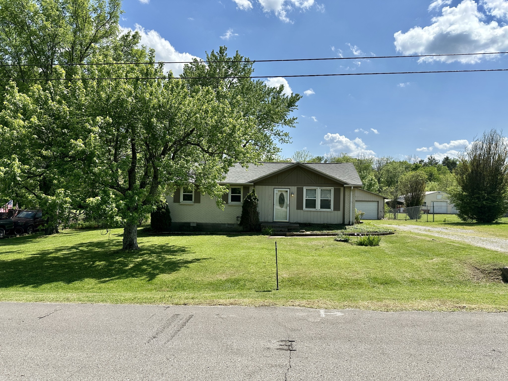 200 Cedar Creek Dr