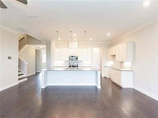 163 Cape Private Cir