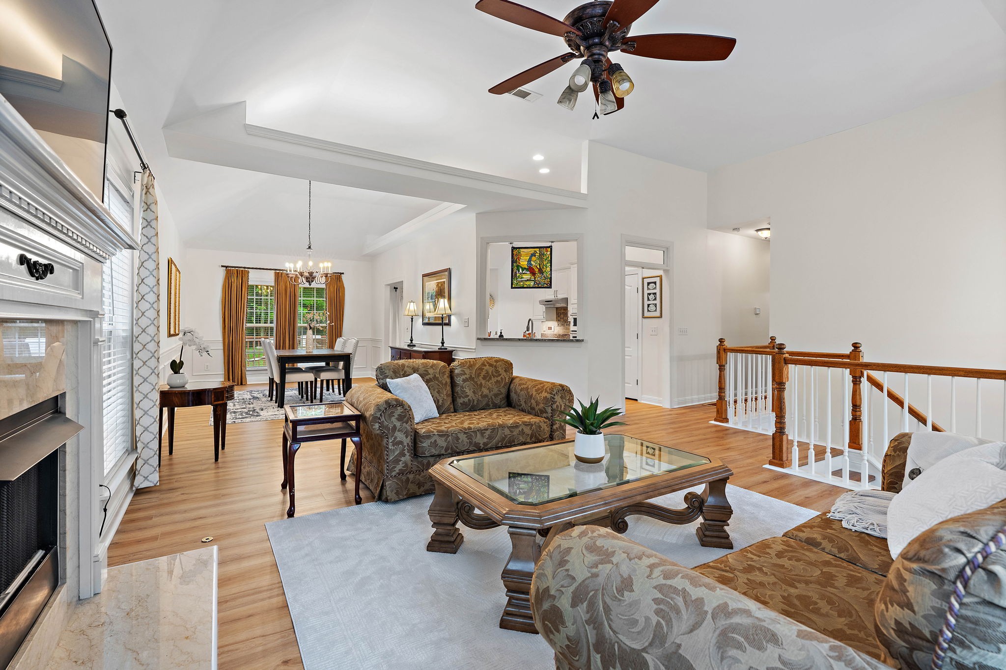 313 Red Feather Ln