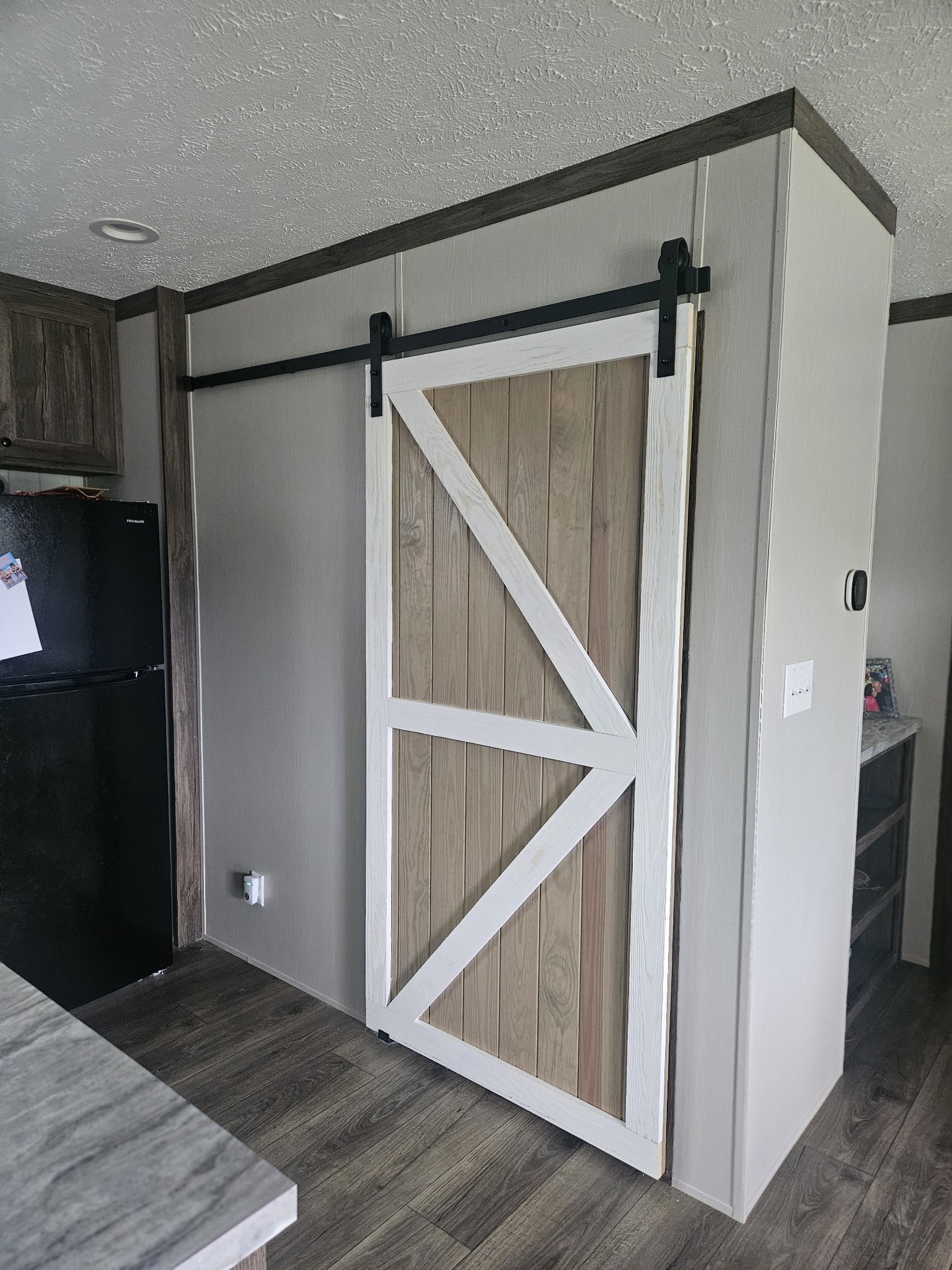 203 Heidi Ln