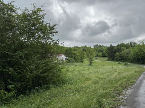 954 Normandy Ln Normandy TN 37360