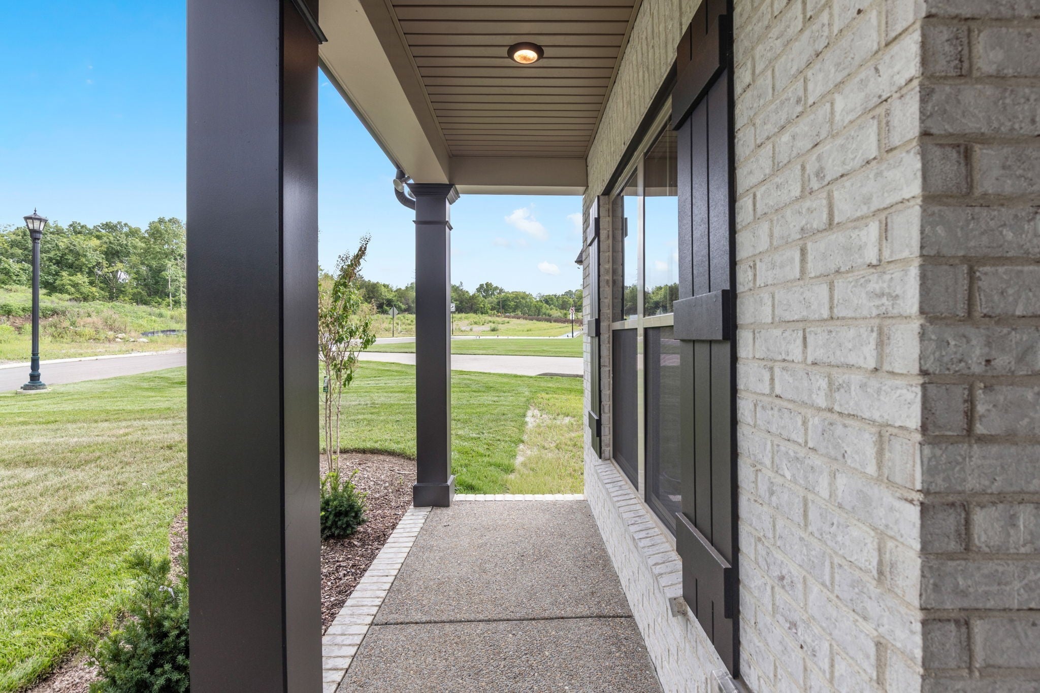 192 Watermill Ln