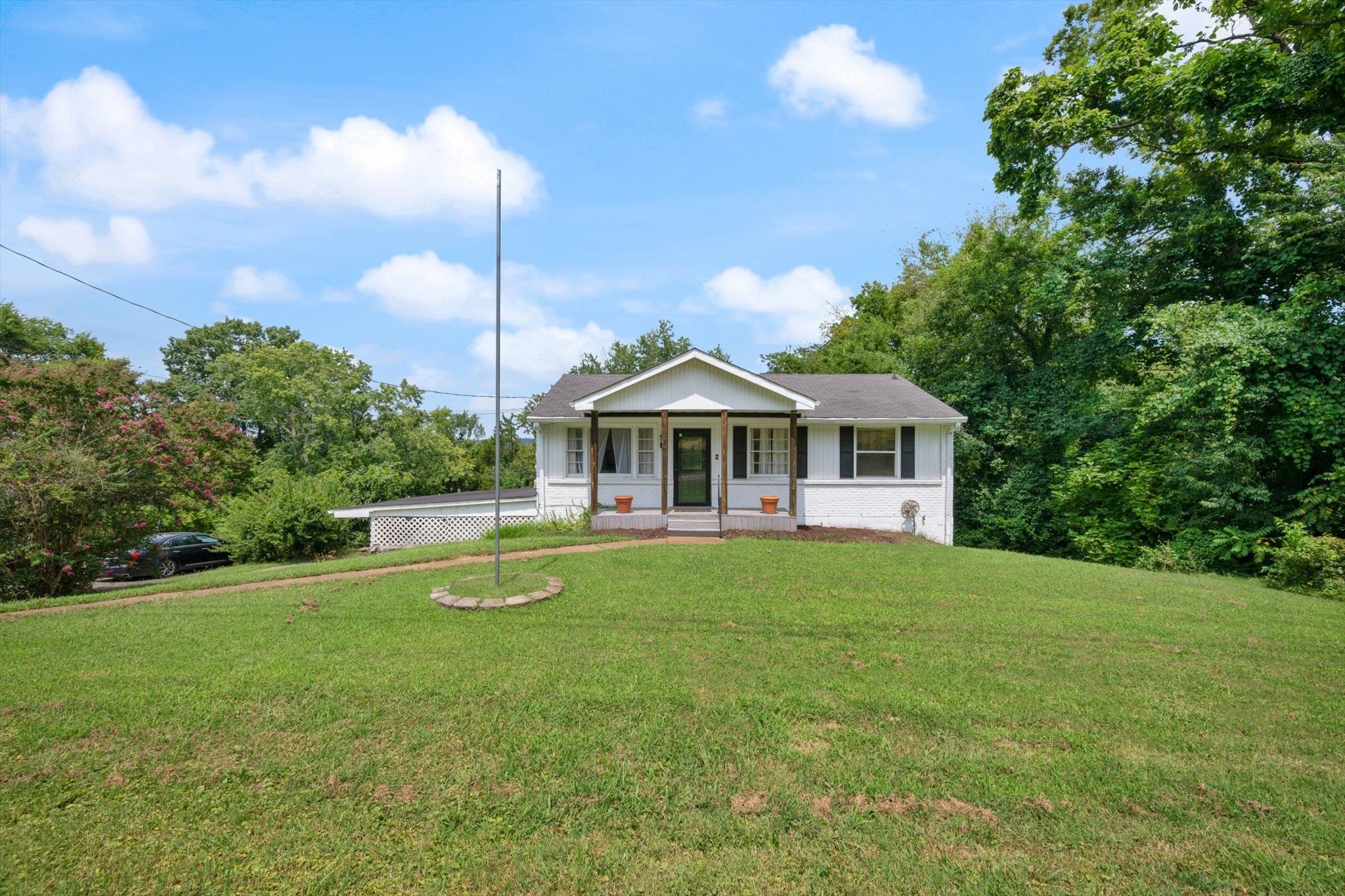 437 Cornish Dr