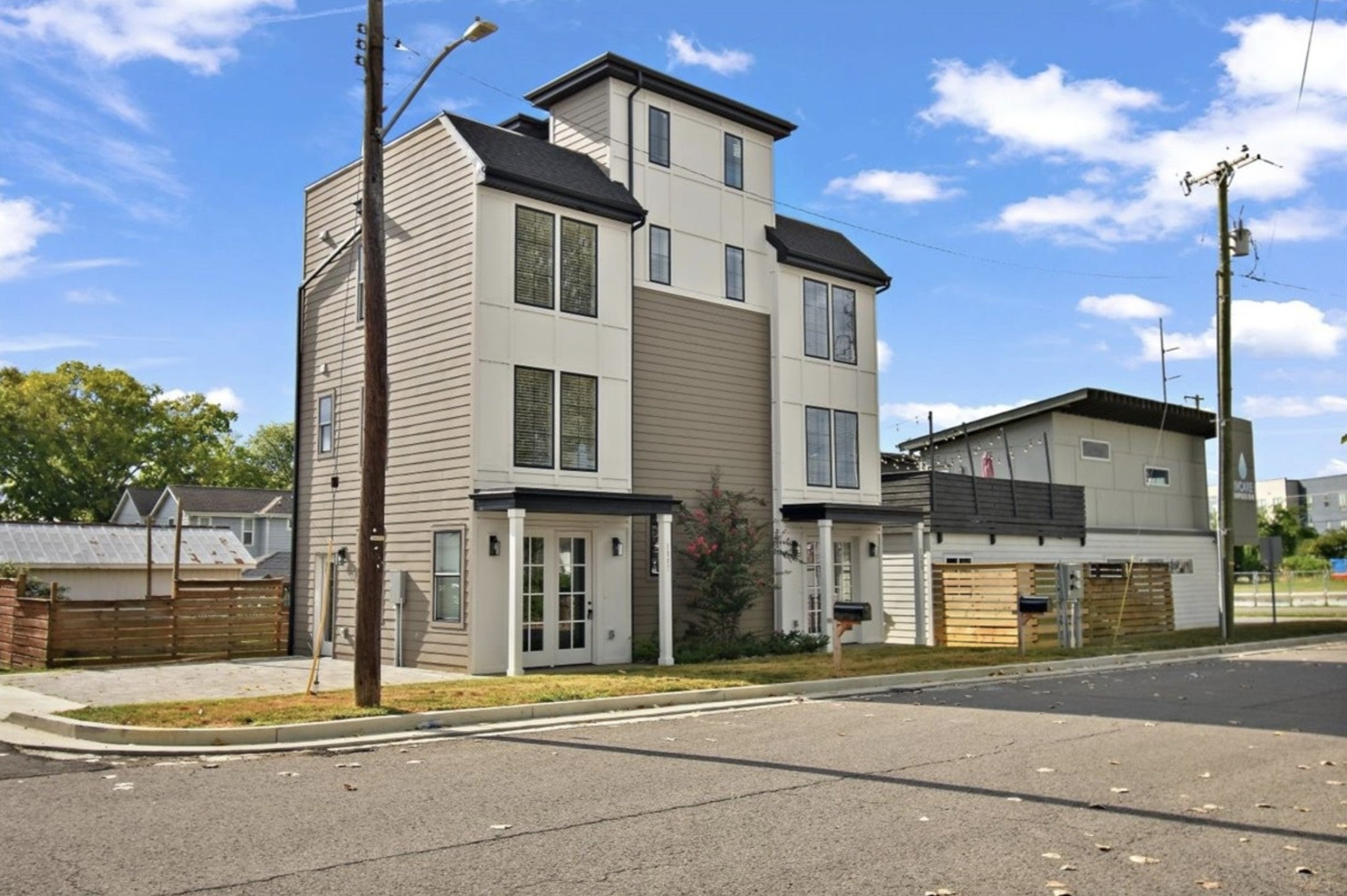 2-bed home for rent in Nashville, TN 37209, 1507 55th Ave N 1507 55th Ave N, Nashville TN 37209 2-bed home, photo 4 of 36