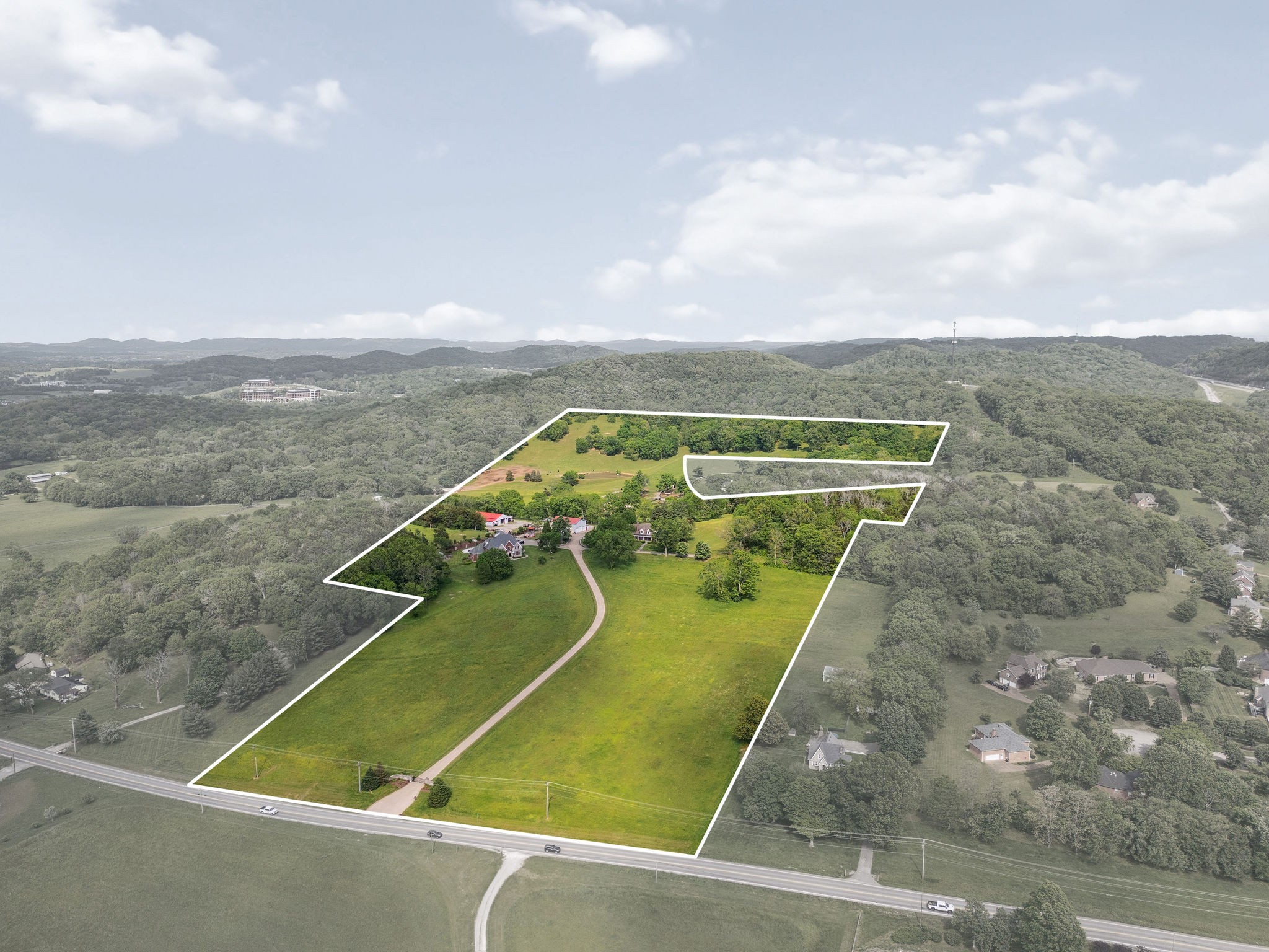 1633 Lewisburg Pike