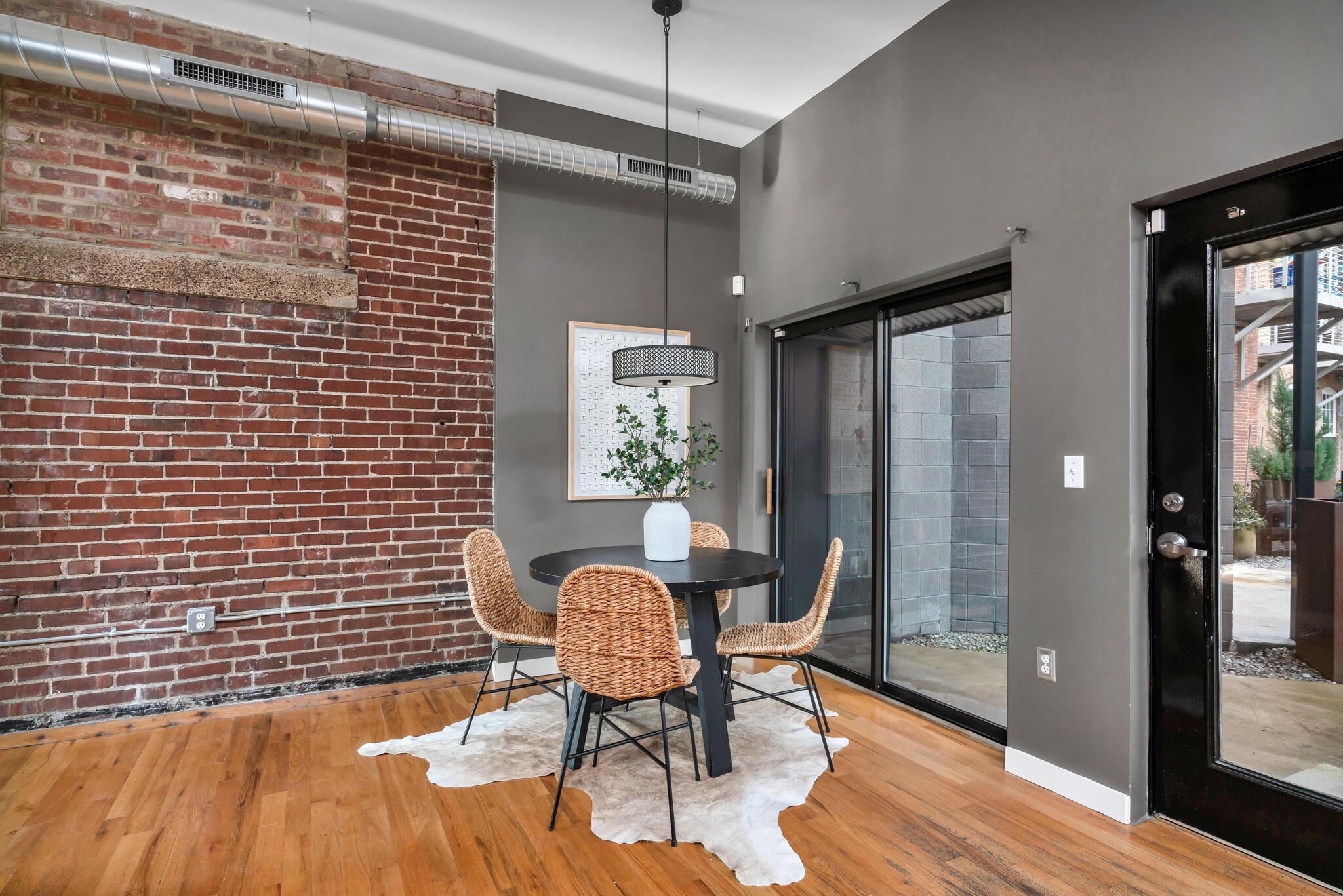 1348 Rosa L Parks Blvd