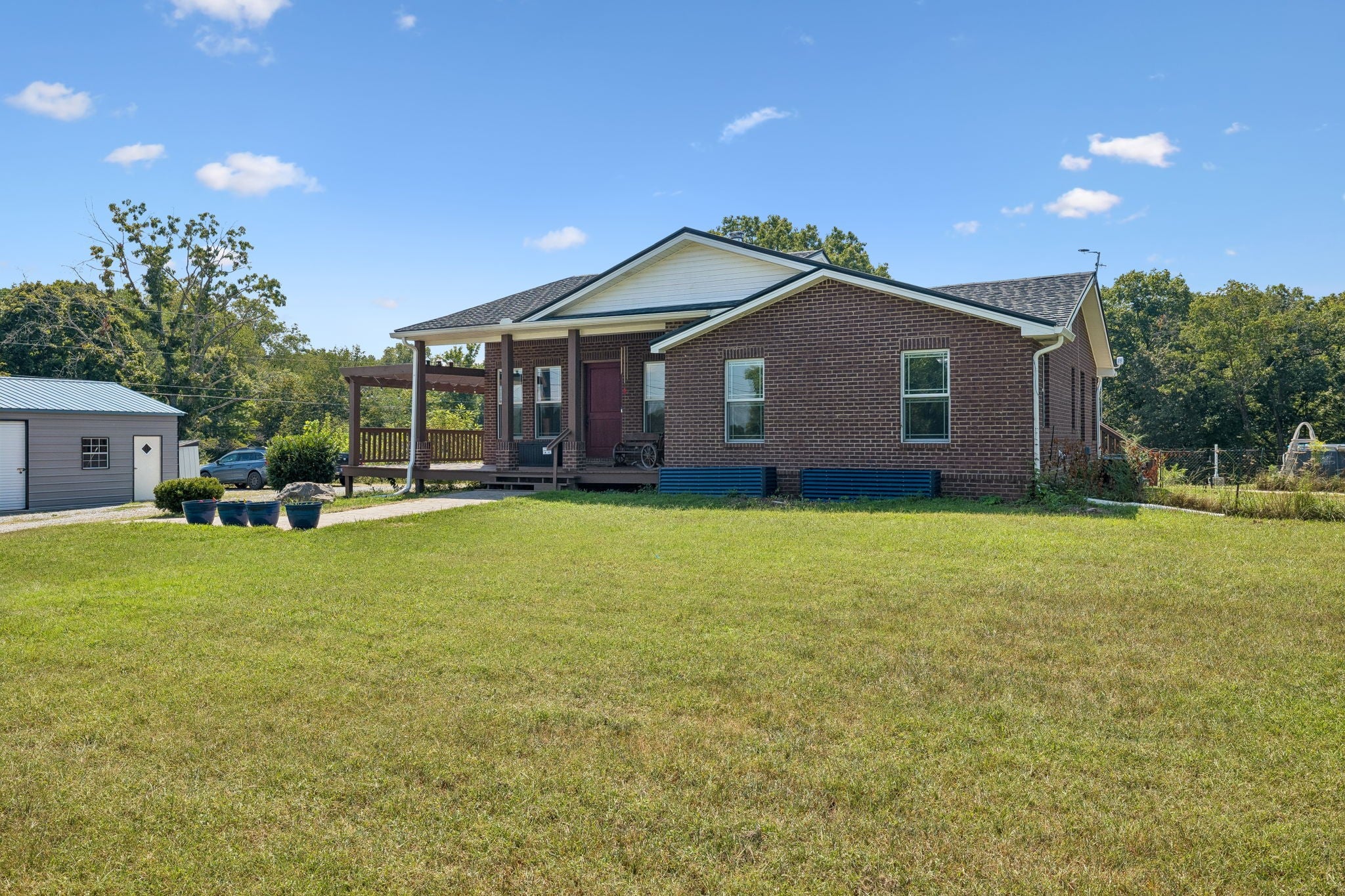 2475 Old Clarksville Pike