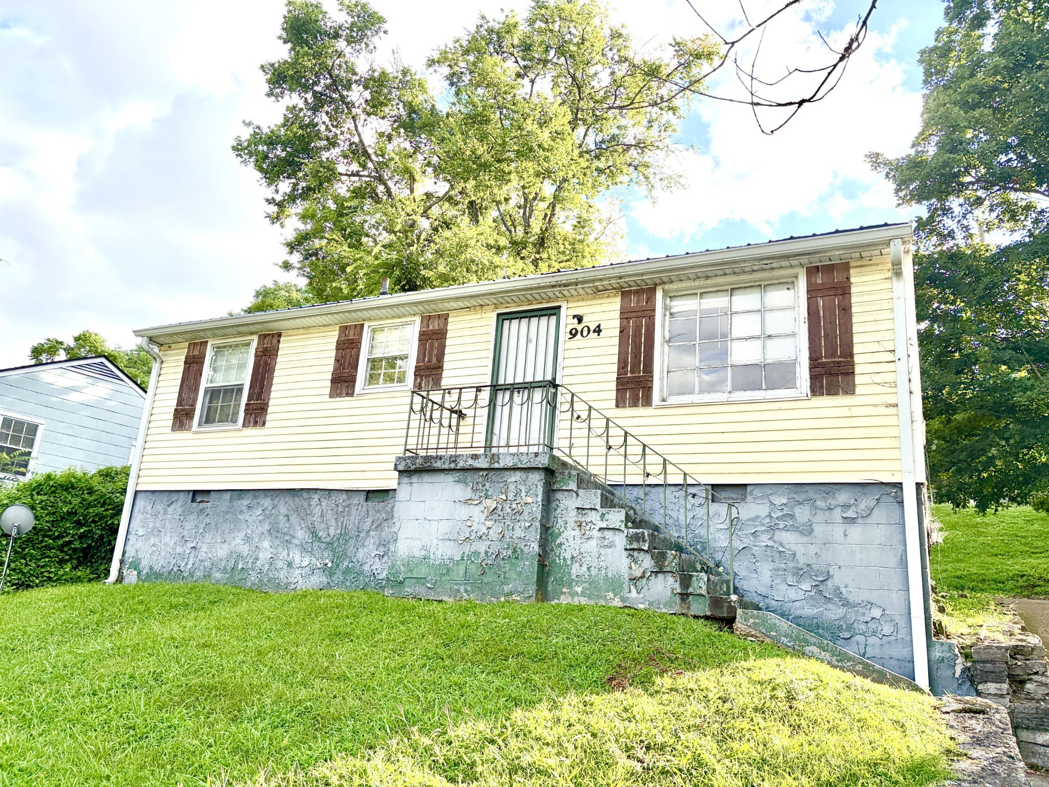 904 South 14th Street, Nashville TN 37206 3-bed home, photo 3 of 7